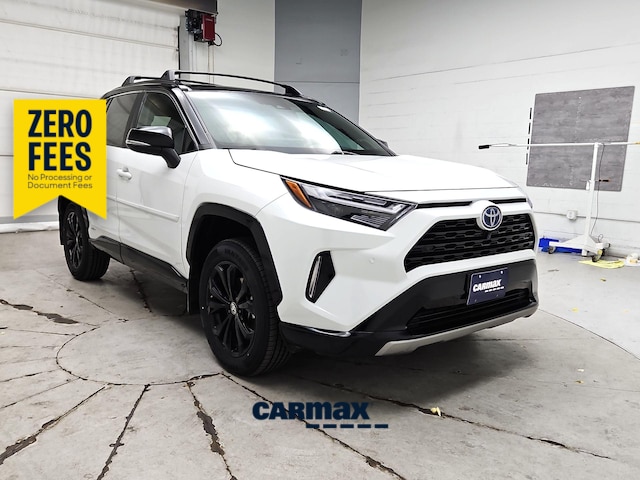 White 2023 Toyota RAV4 Hybrid XSE AWD SUV / Crossover All-Wheel Drive Automatic