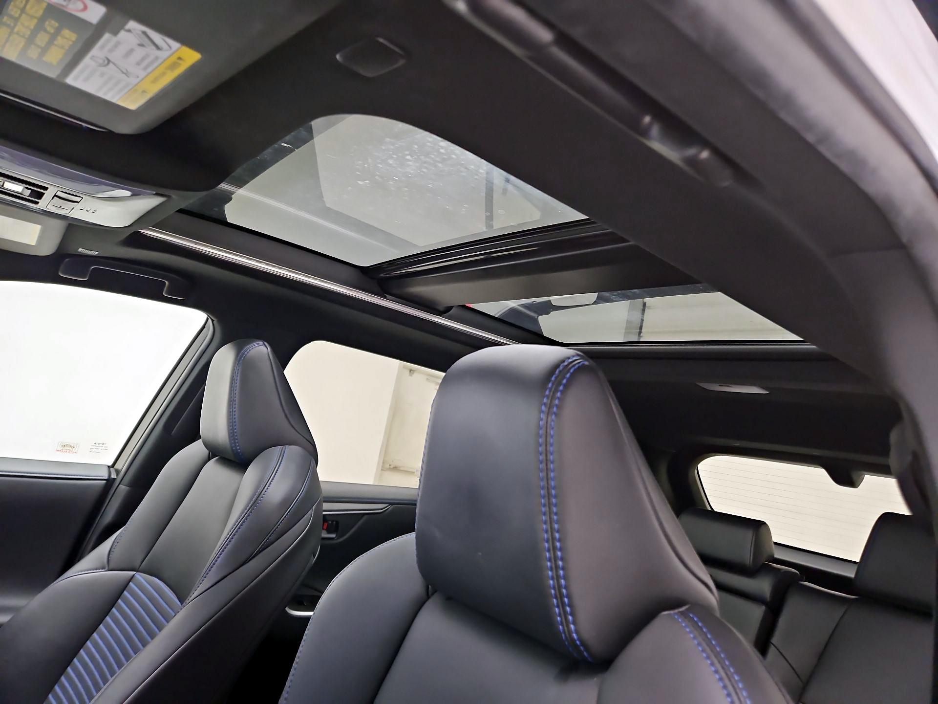 Thumbnail: 2023 Toyota RAV4 - 18