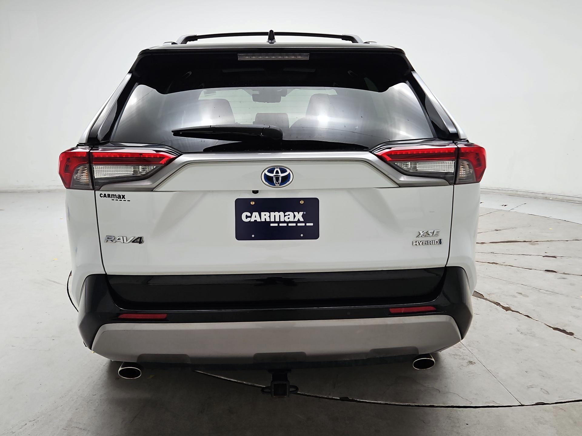 Thumbnail: 2023 Toyota RAV4 - 6