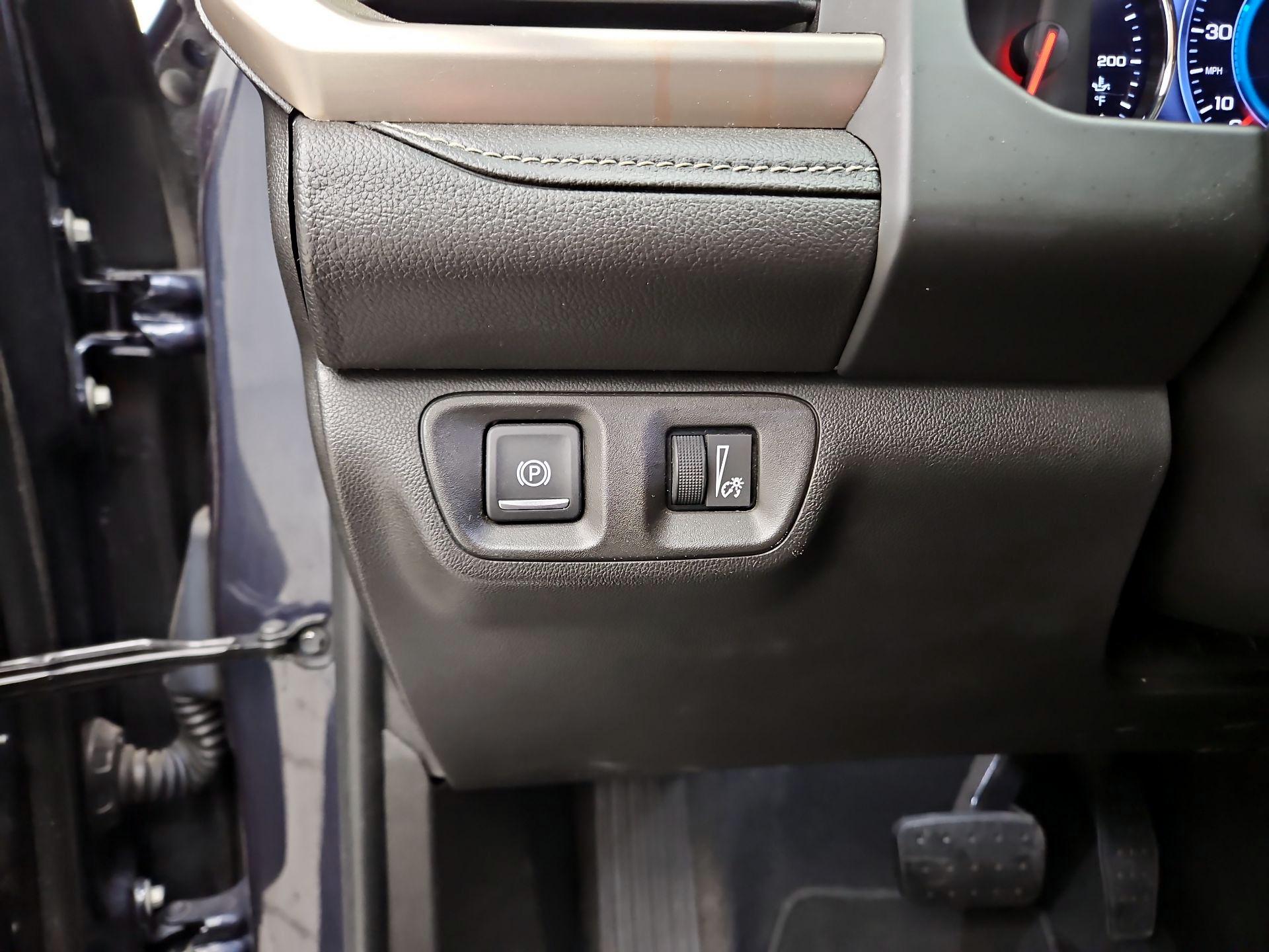 Thumbnail: 2018 GMC Acadia - 13