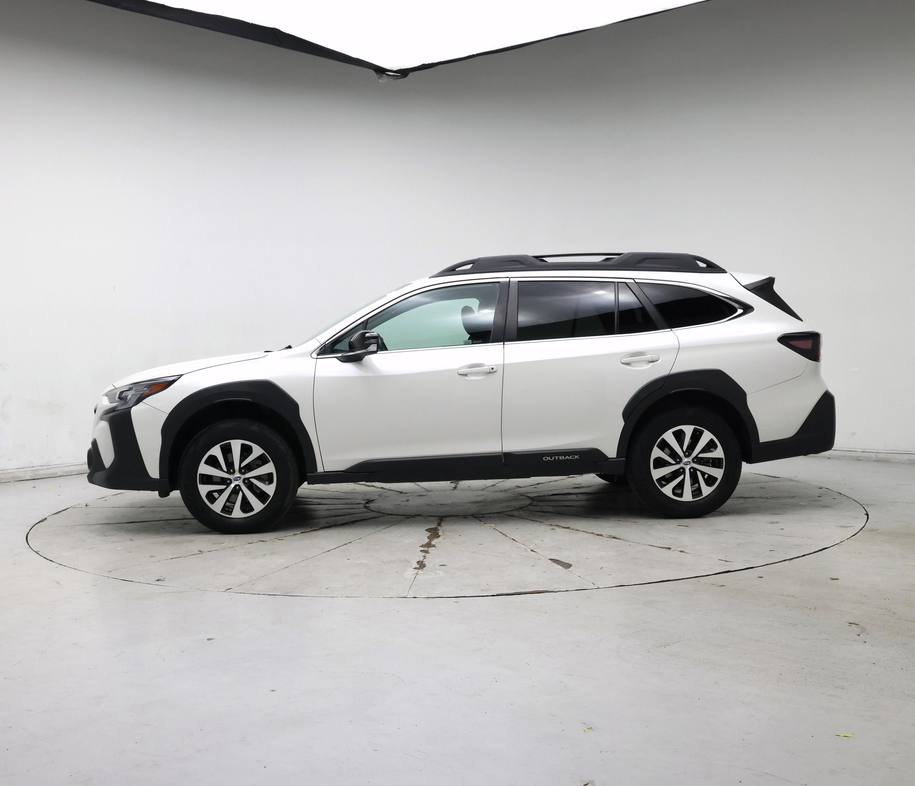 Thumbnail: 2023 Subaru Outback - 3