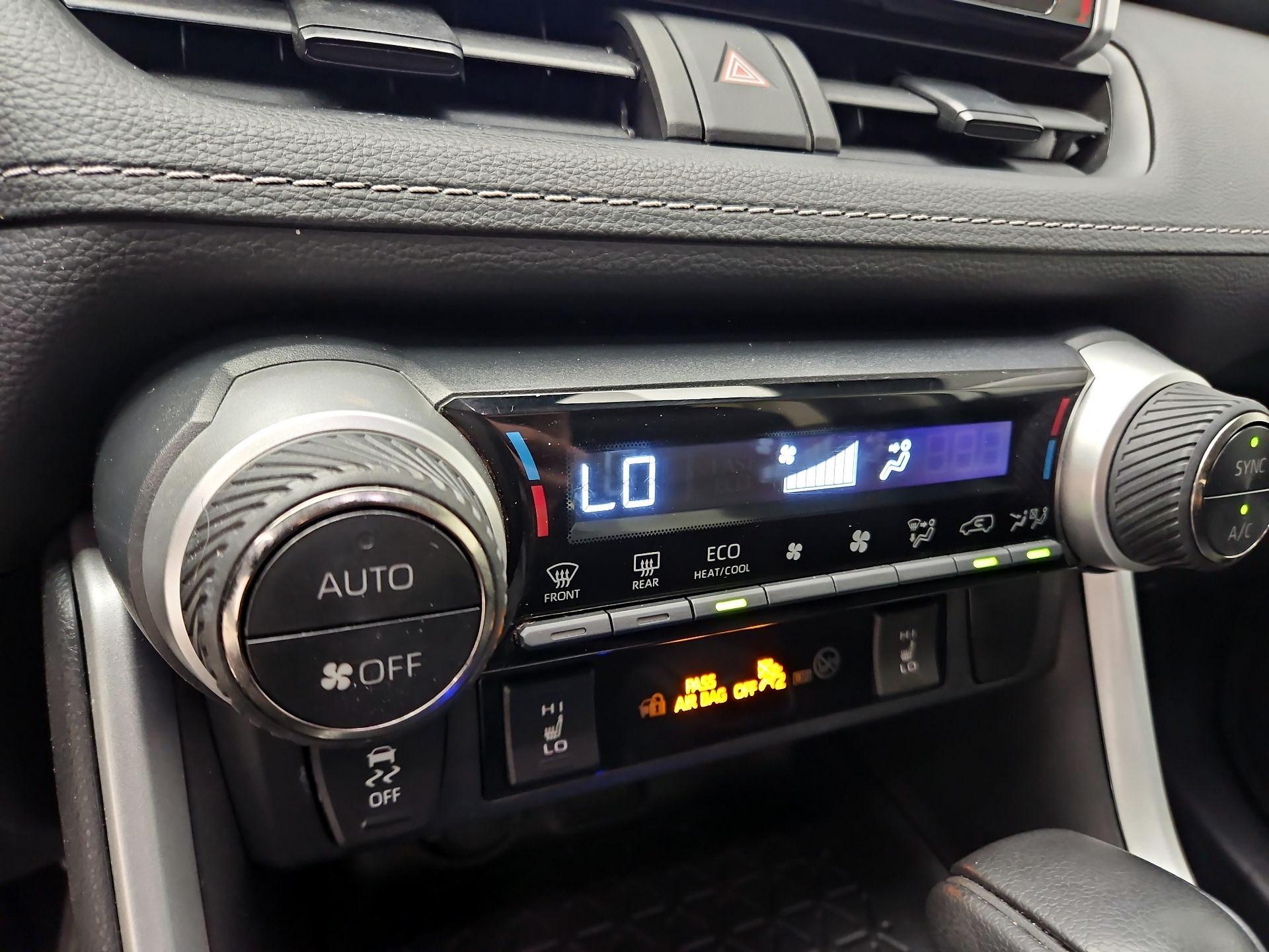 Thumbnail: 2023 Toyota RAV4 - 14