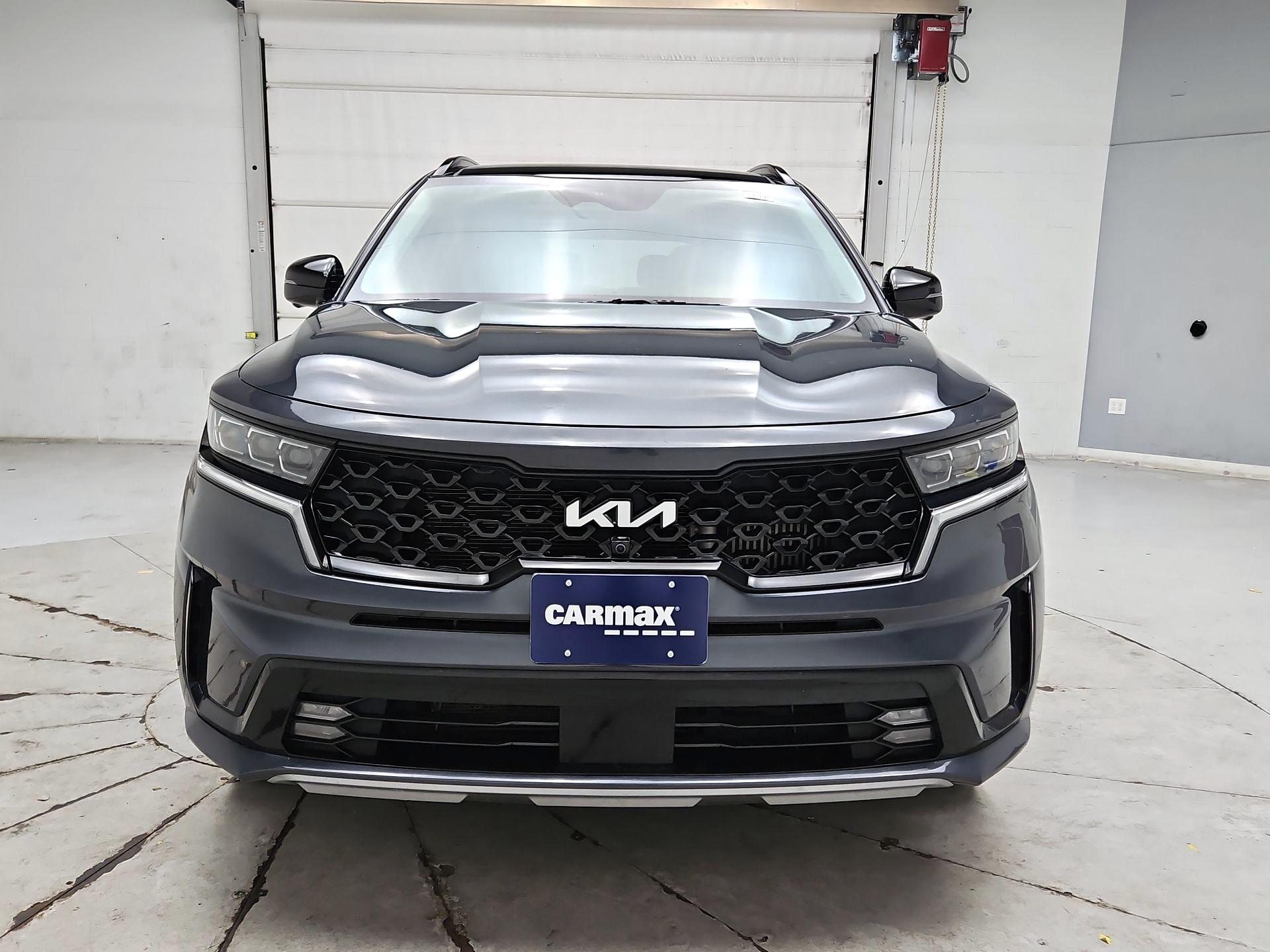 Thumbnail: 2023 Kia Sorento - 2