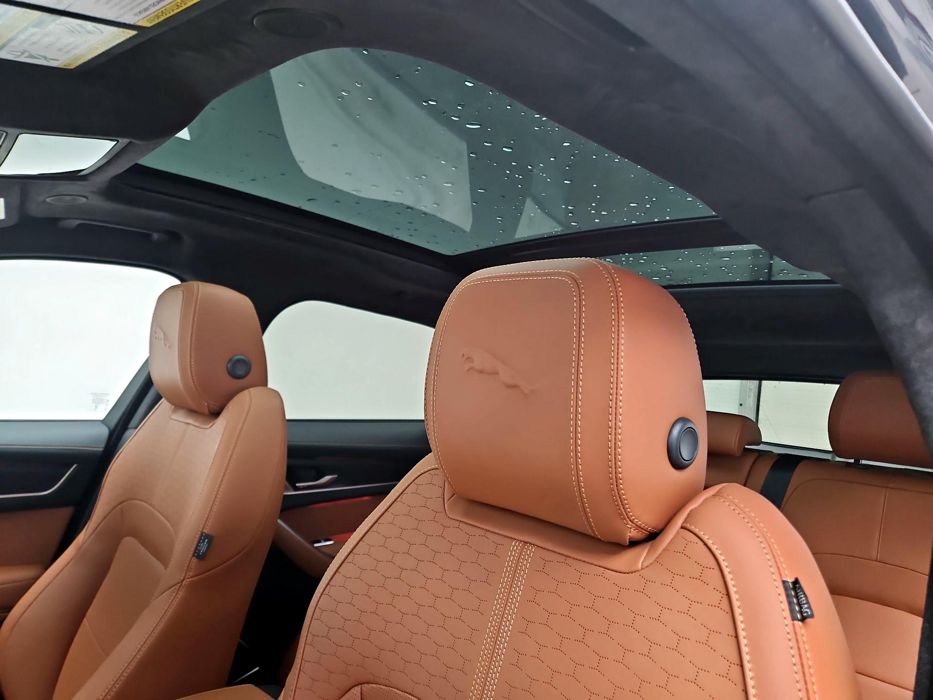 Thumbnail: 2025 Jaguar F-Pace - 18