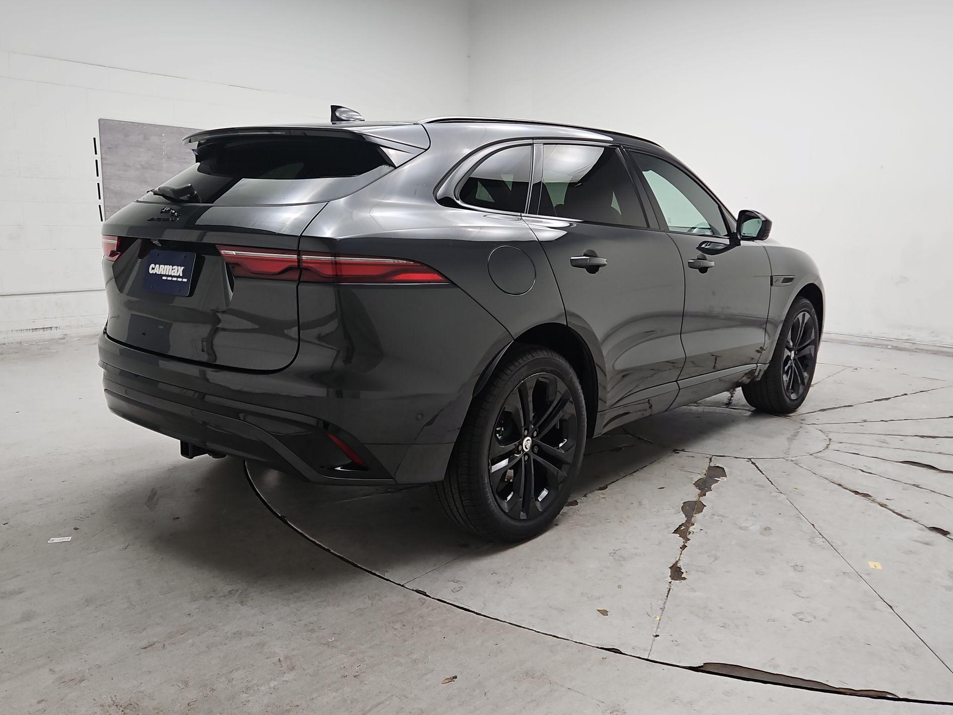 Thumbnail: 2025 Jaguar F-Pace - 5