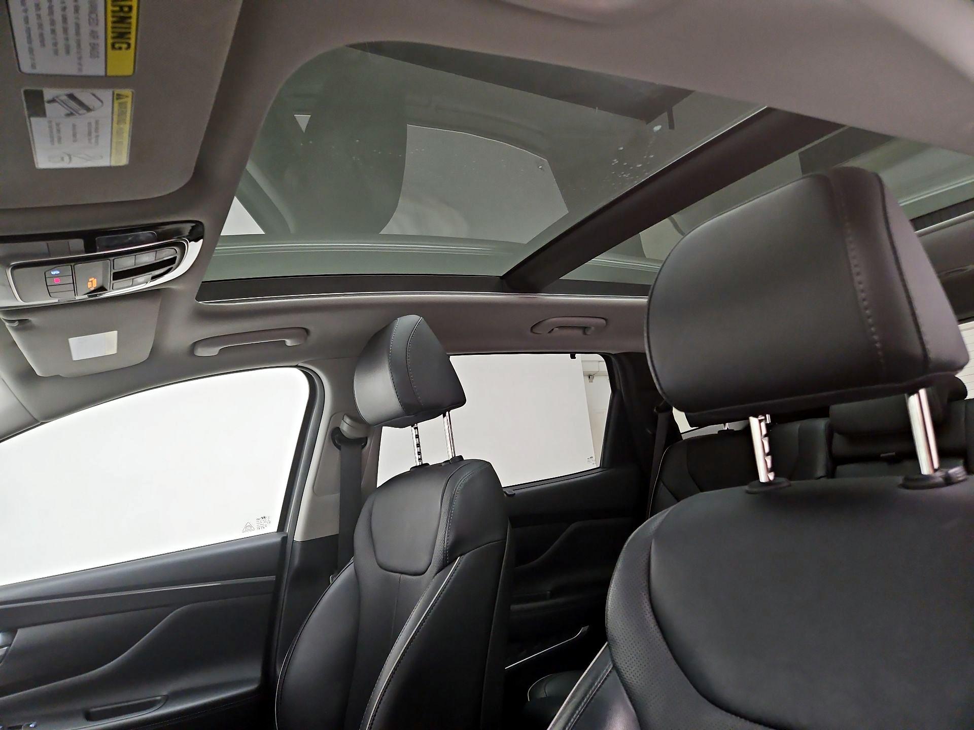 Thumbnail: 2021 Hyundai Santa Fe - 18