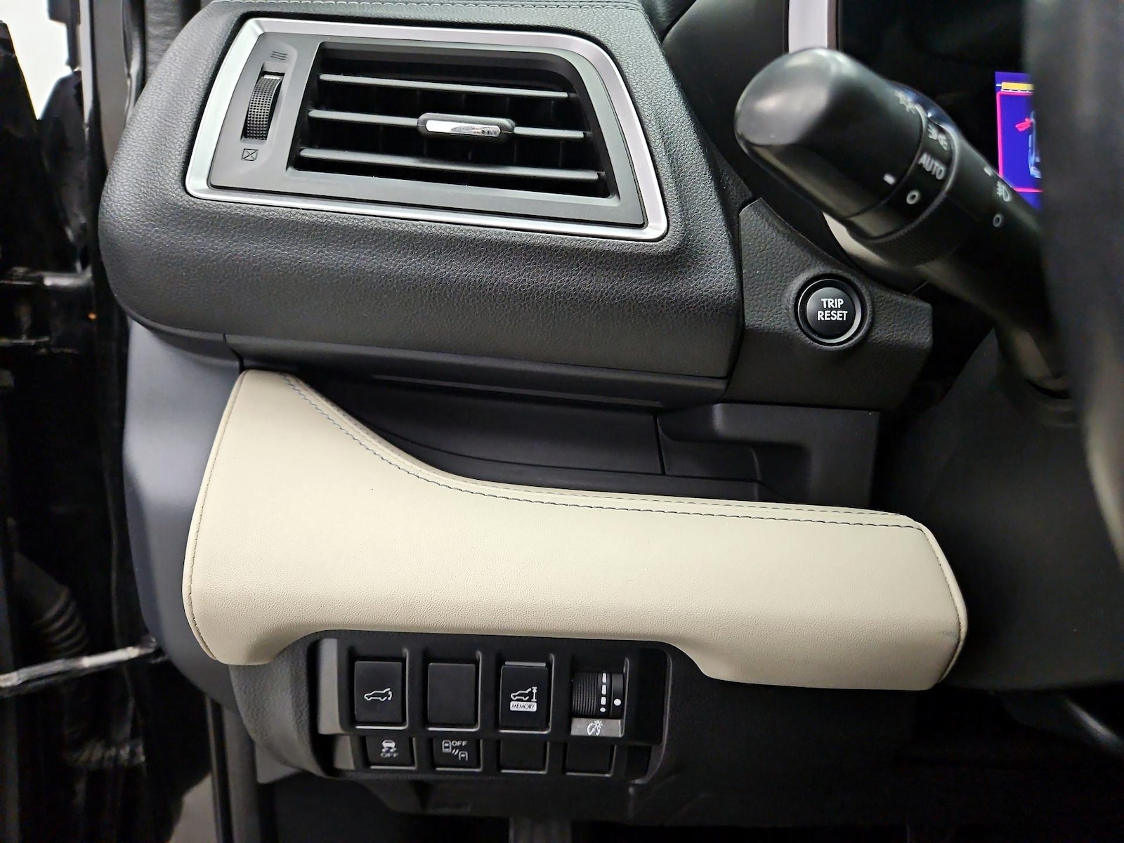 2019 Subaru Ascent Limited - Photo 14