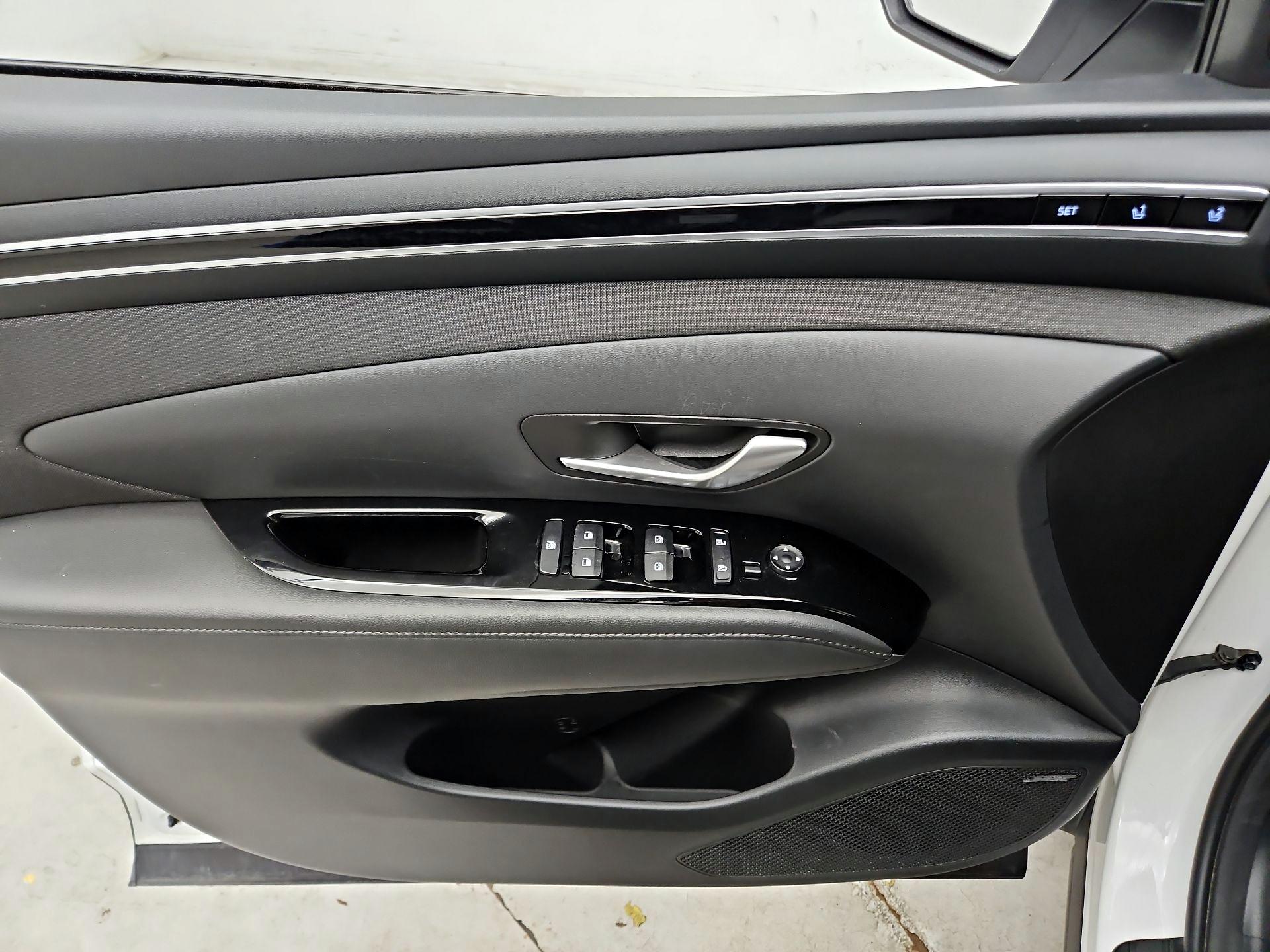 Thumbnail: 2023 Hyundai Tucson - 12