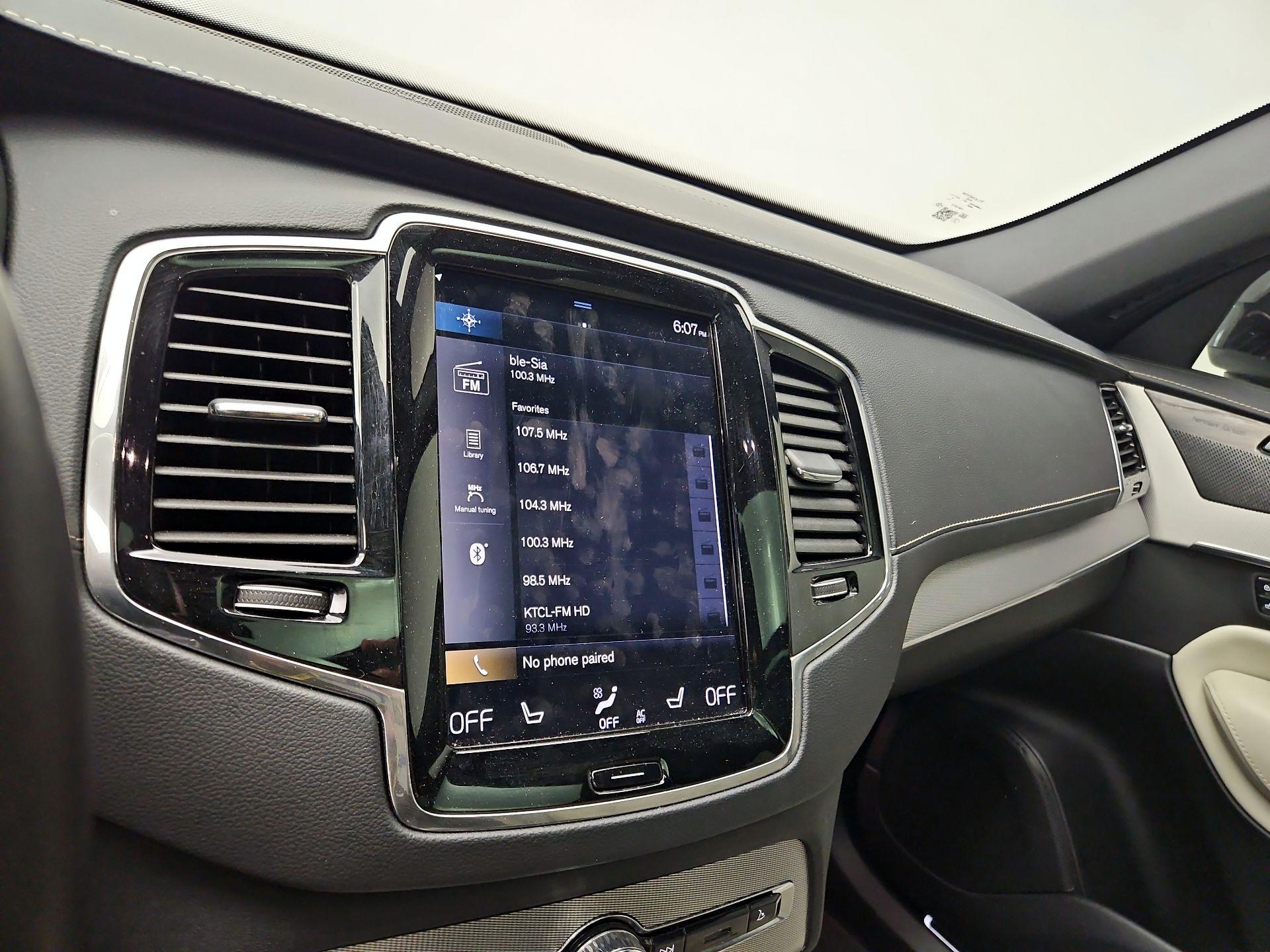 Thumbnail: 2021 Volvo XC90 - 16