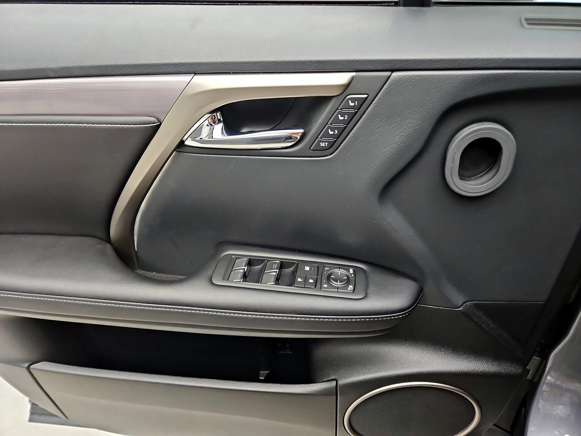 Thumbnail: 2020 Lexus RX - 12