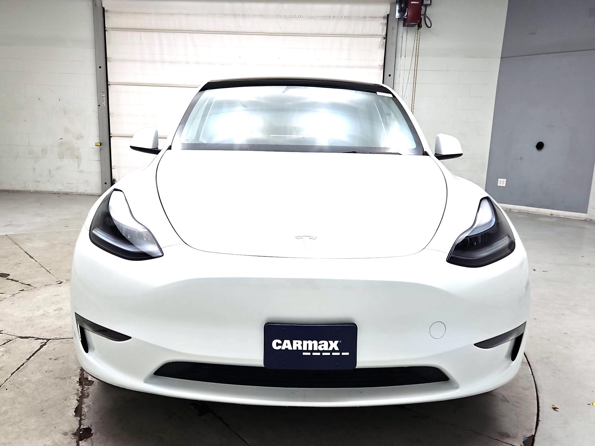 Thumbnail: 2025 Tesla Model Y - 2