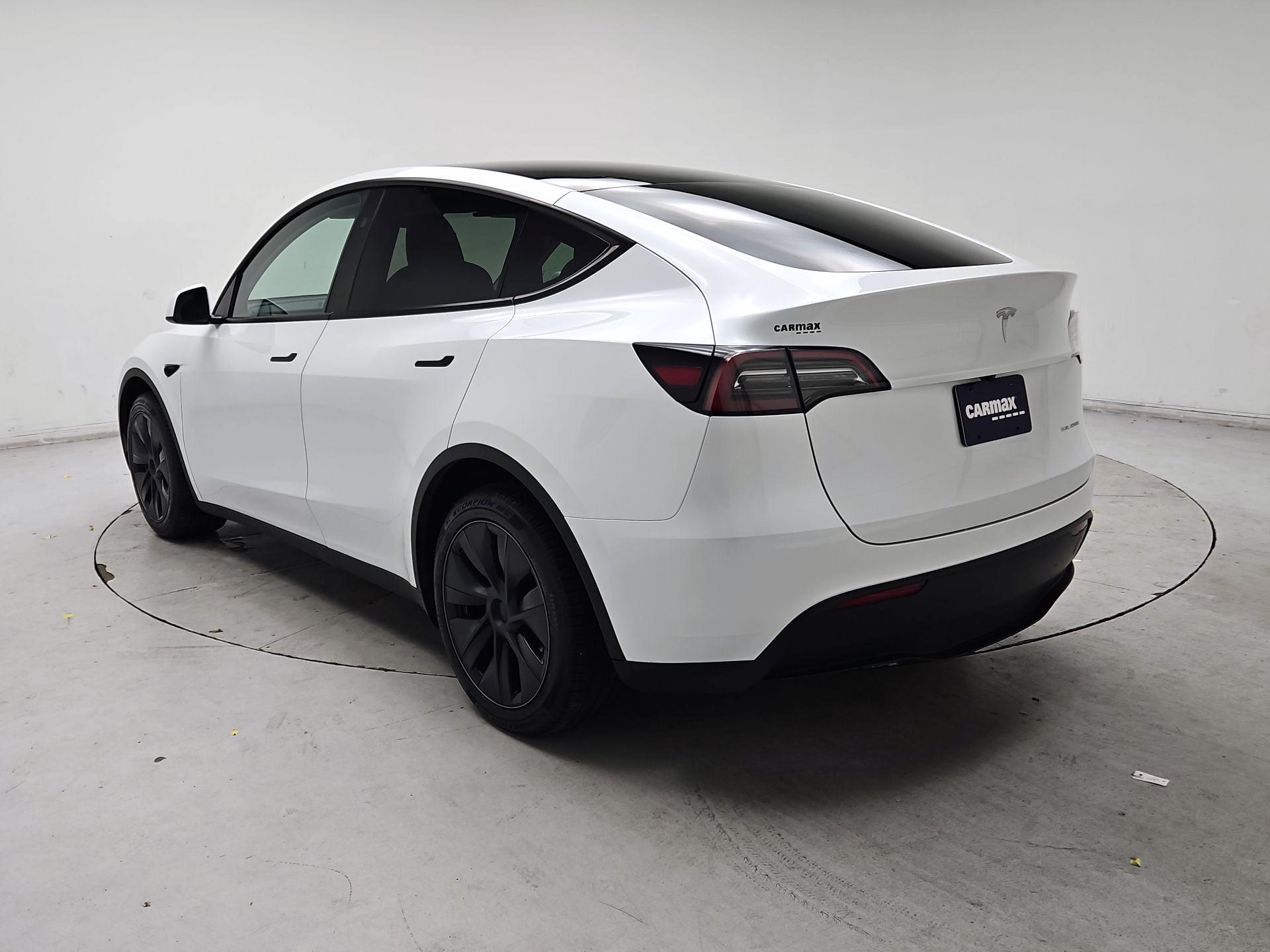 Thumbnail: 2025 Tesla Model Y - 7
