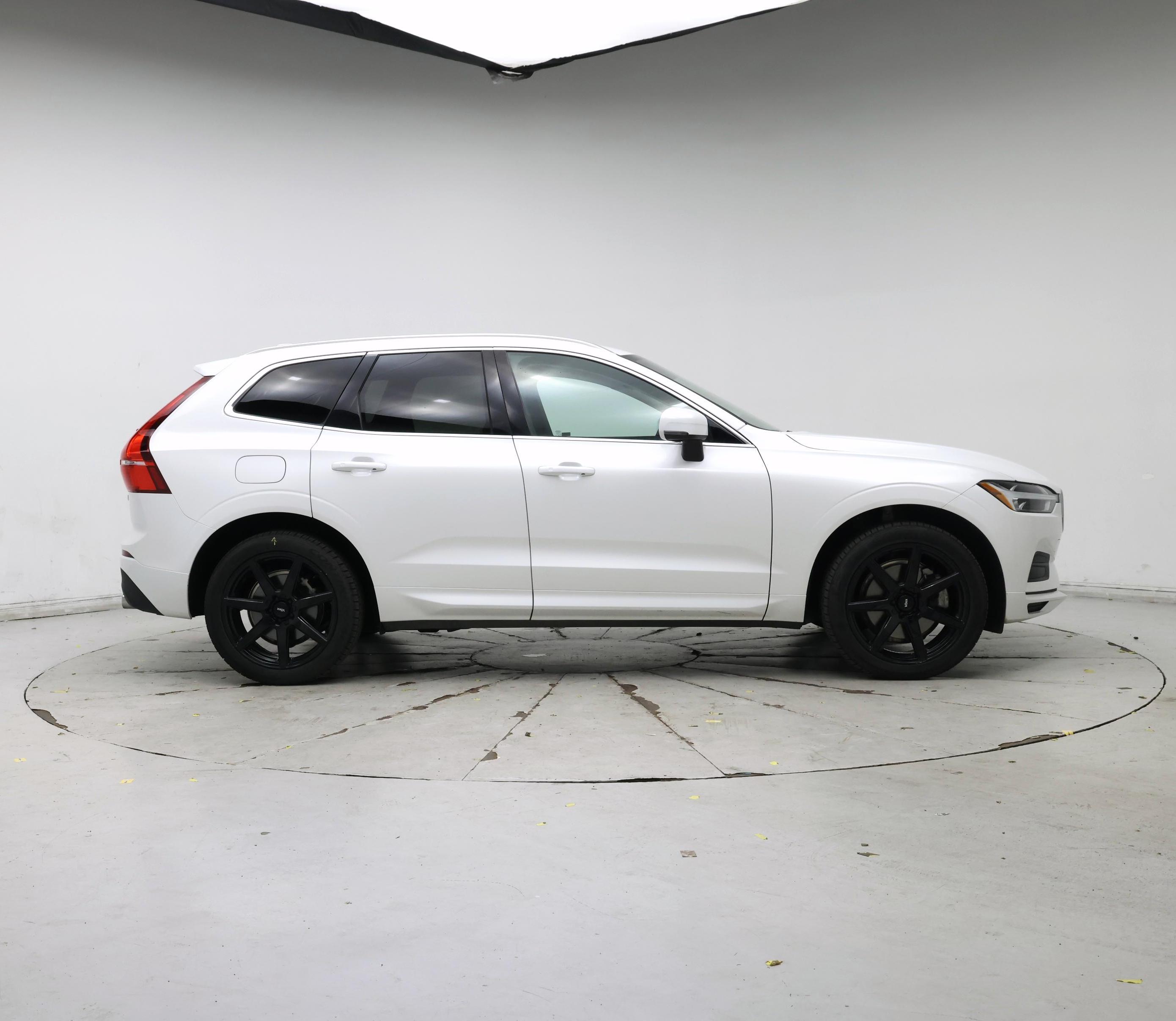 Thumbnail: 2020 Volvo XC60 - 7