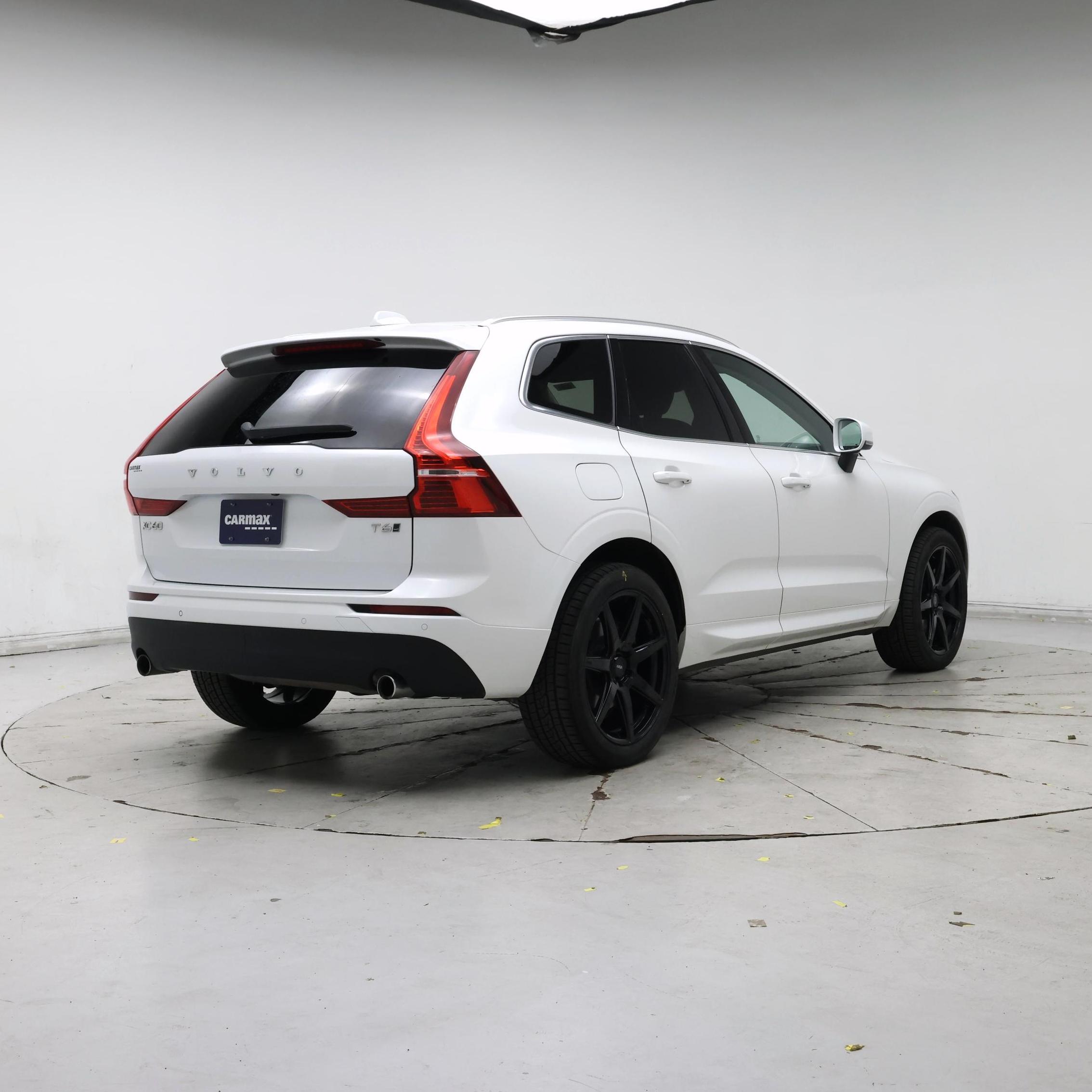 Thumbnail: 2020 Volvo XC60 - 8
