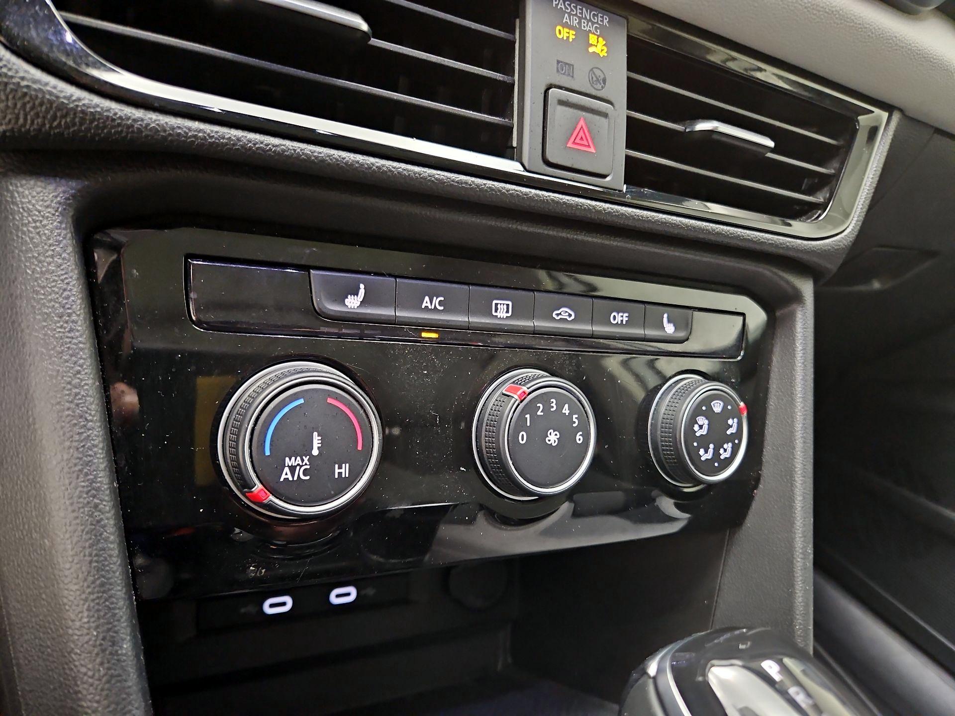 Thumbnail: 2023 Volkswagen Taos - 16