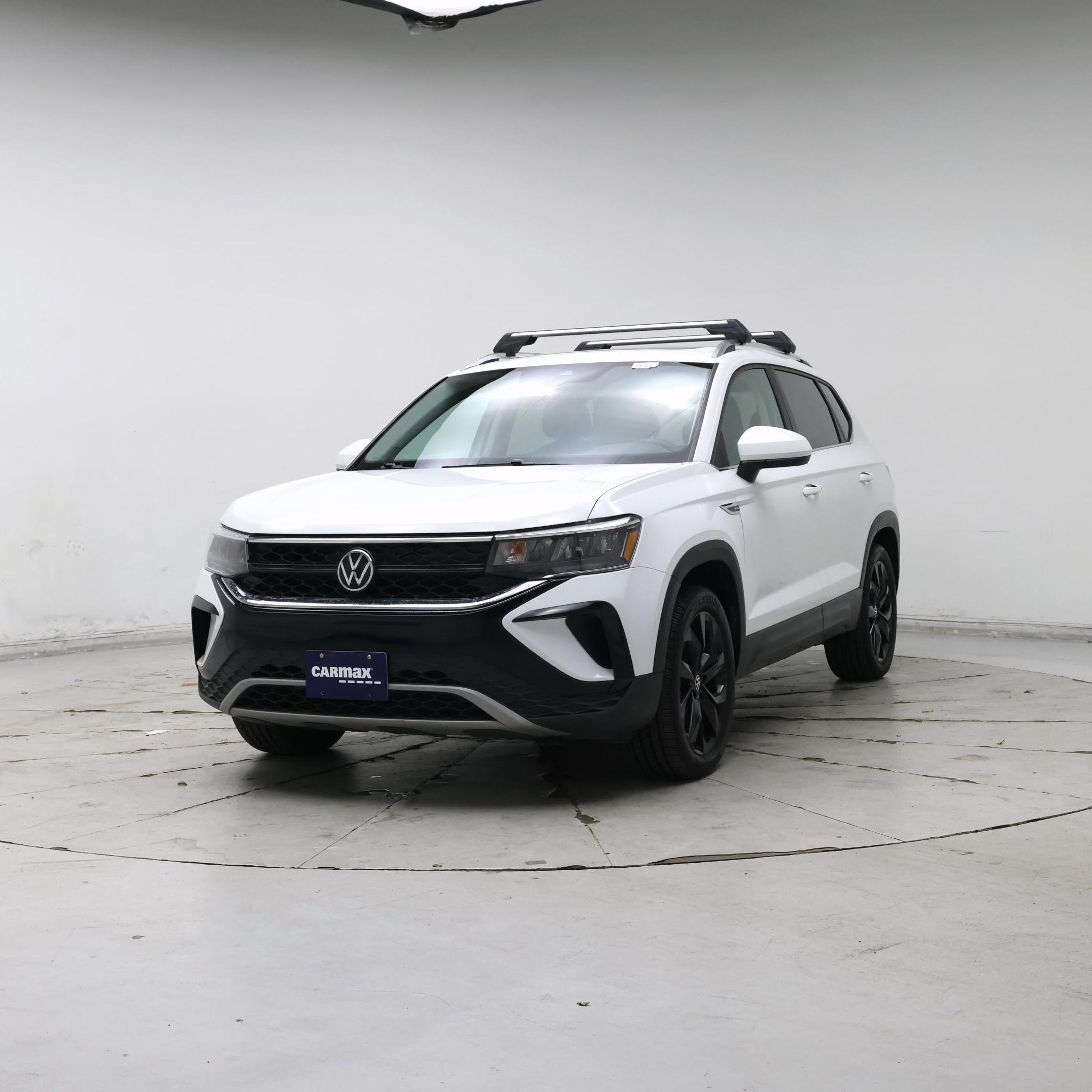 Thumbnail: 2023 Volkswagen Taos - 4