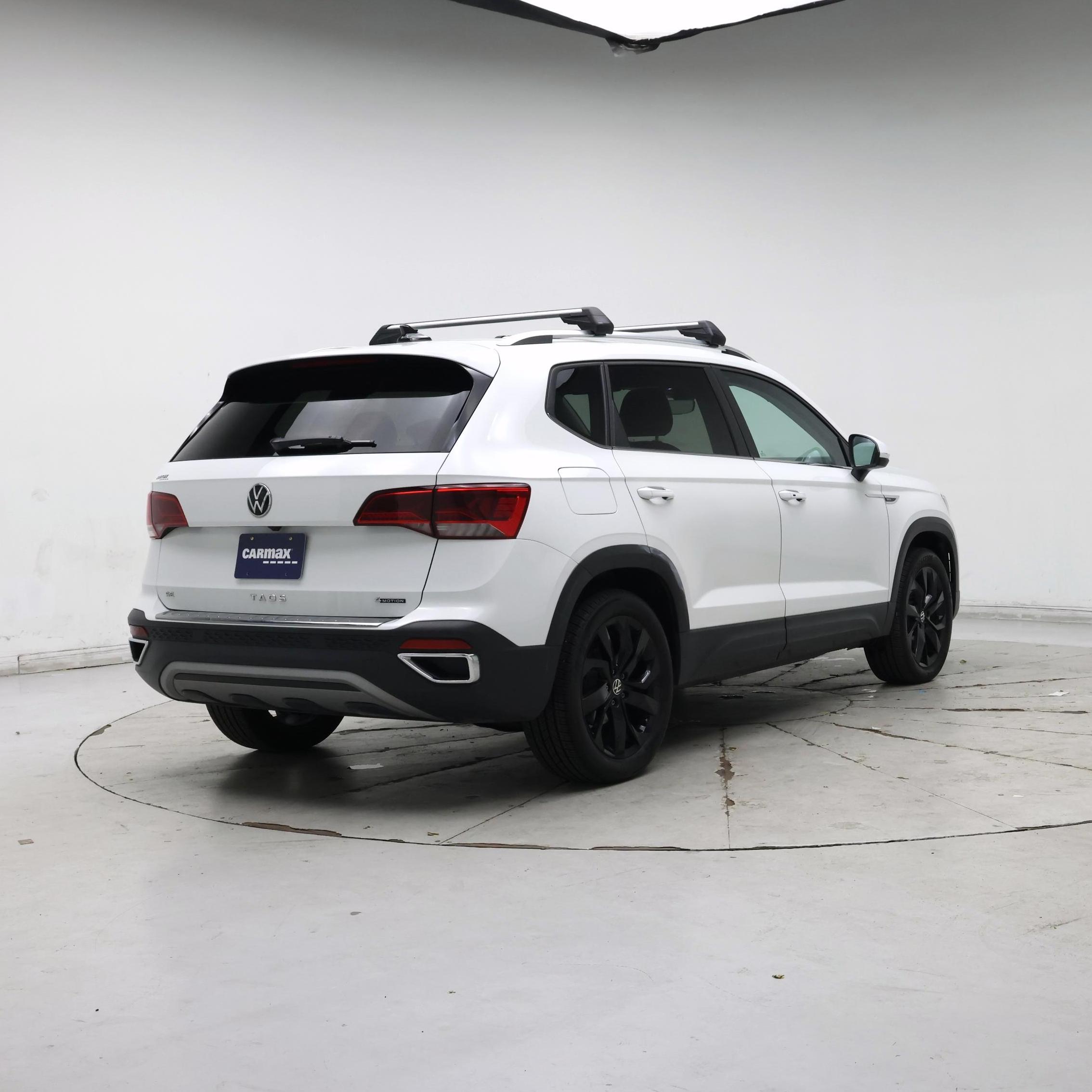 Thumbnail: 2023 Volkswagen Taos - 8