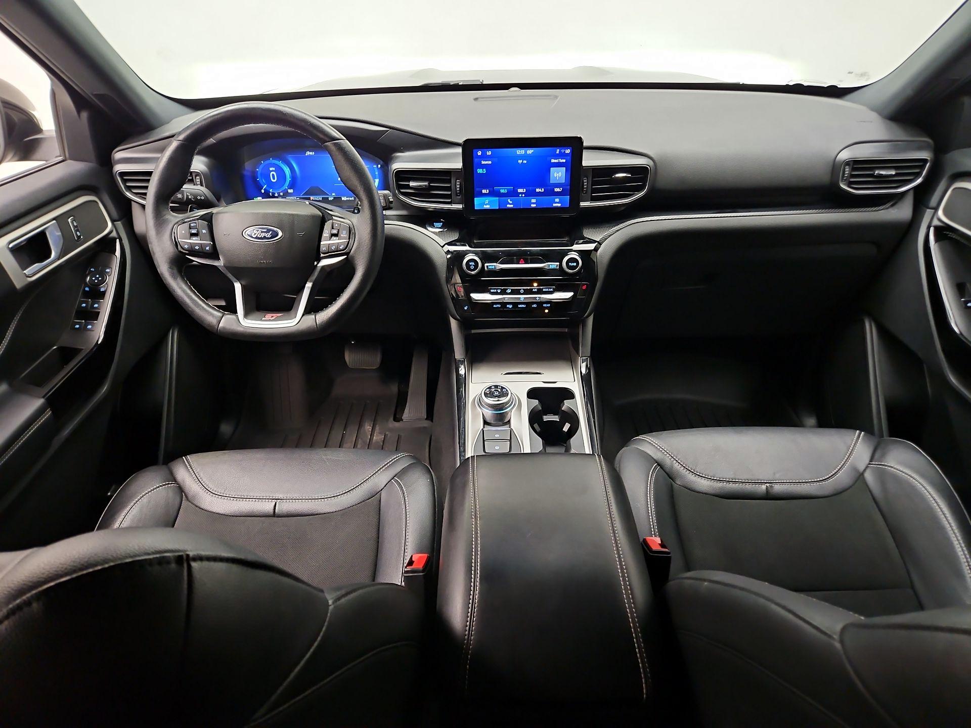 Thumbnail: 2023 Ford Explorer - 9