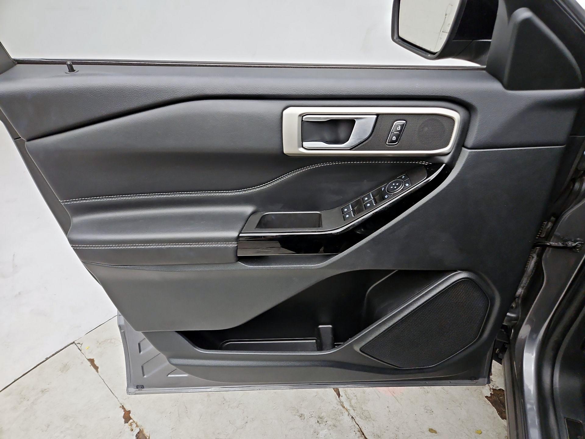 Thumbnail: 2023 Ford Explorer - 12