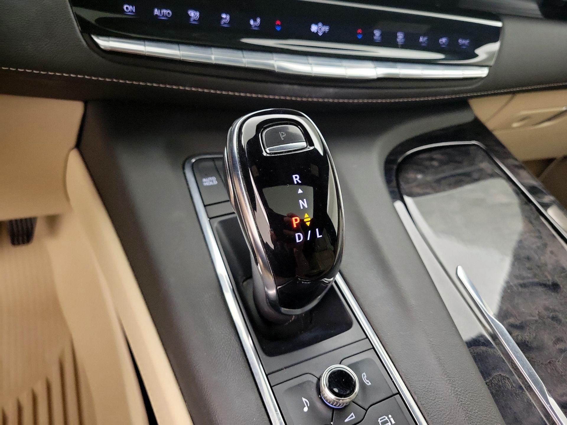 Thumbnail: 2022 Cadillac Escalade - 18