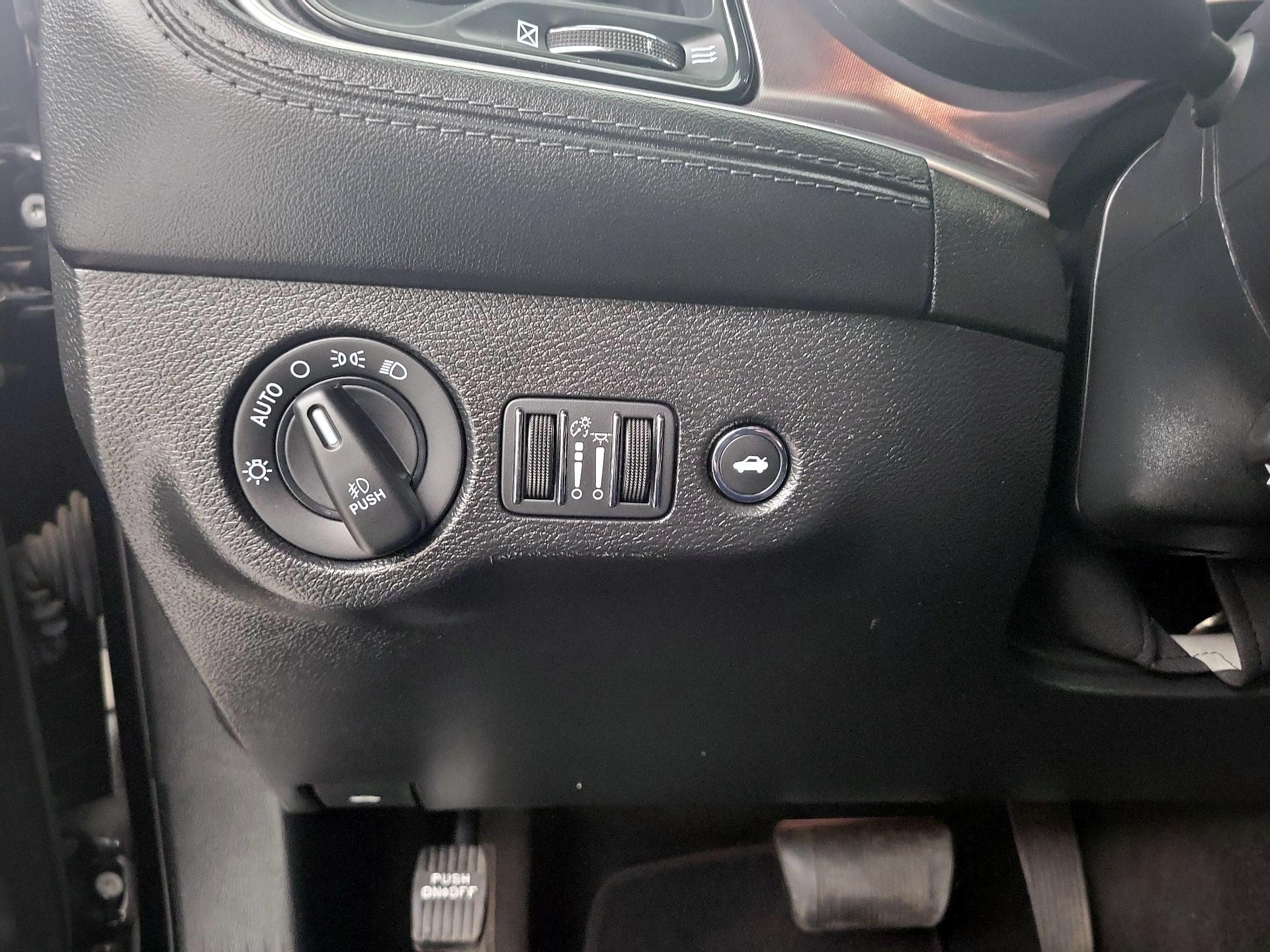 Thumbnail: 2020 Dodge Challenger - 13