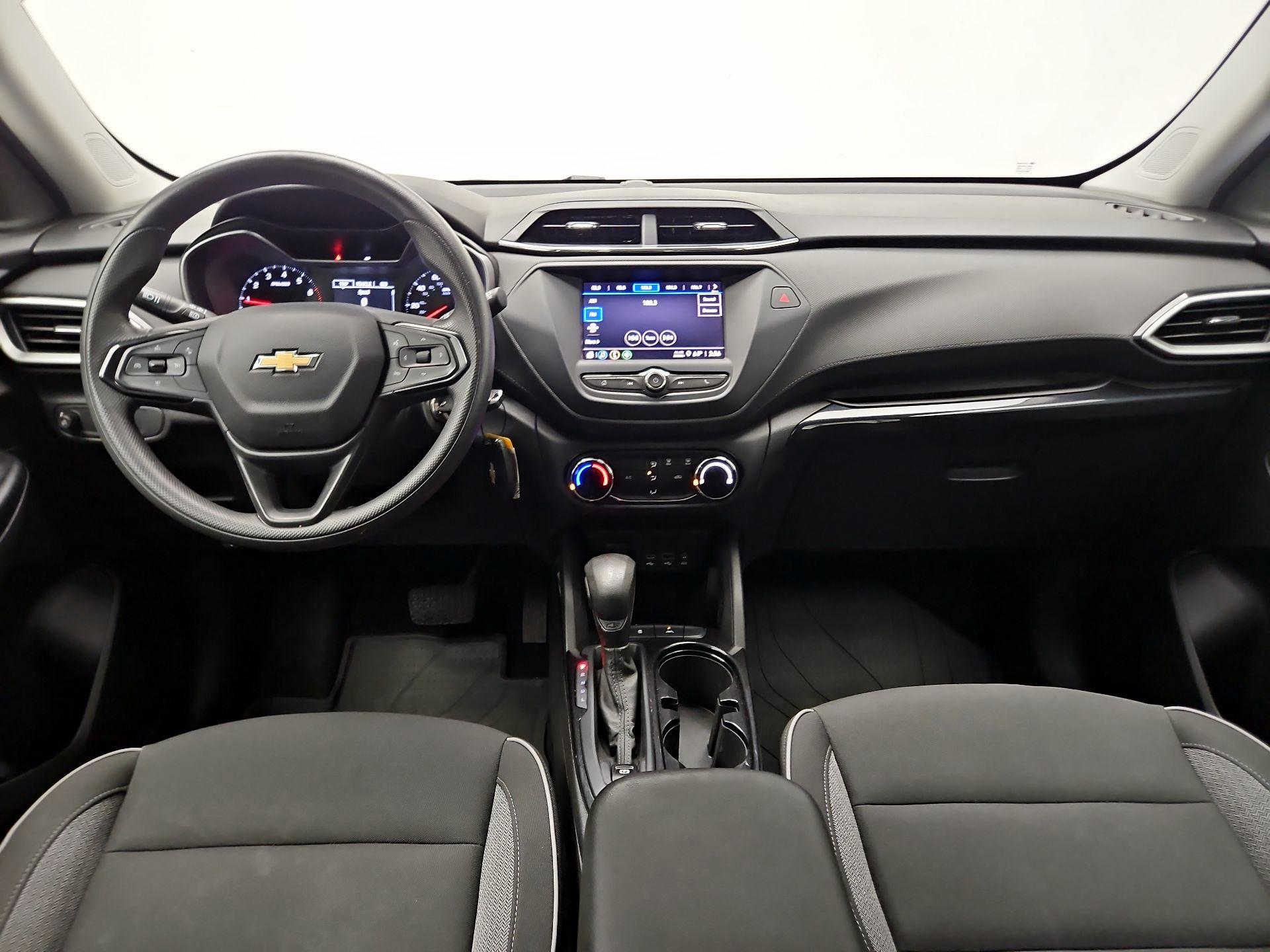 Thumbnail: 2023 Chevrolet TrailBlazer - 9