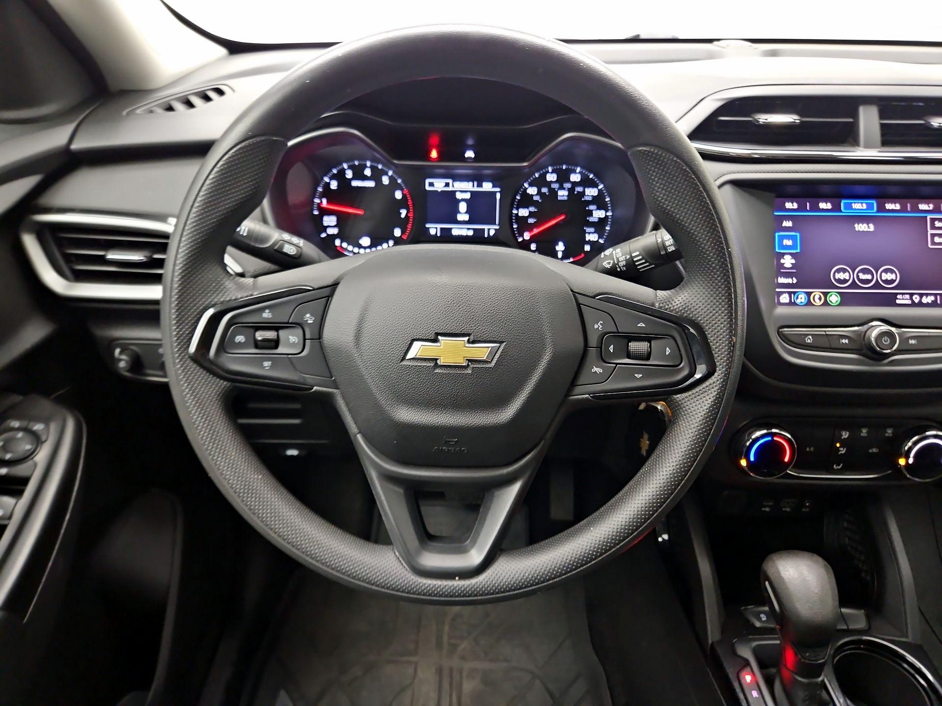Thumbnail: 2023 Chevrolet TrailBlazer - 10
