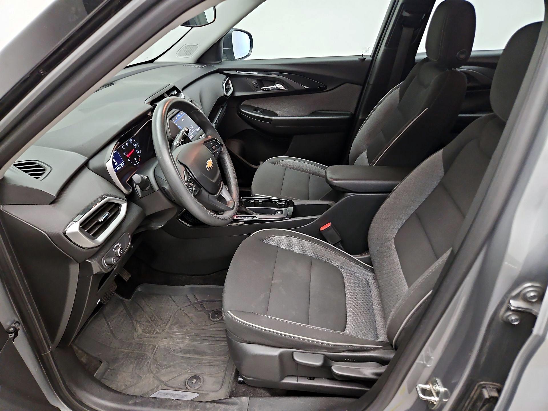 Thumbnail: 2023 Chevrolet TrailBlazer - 11