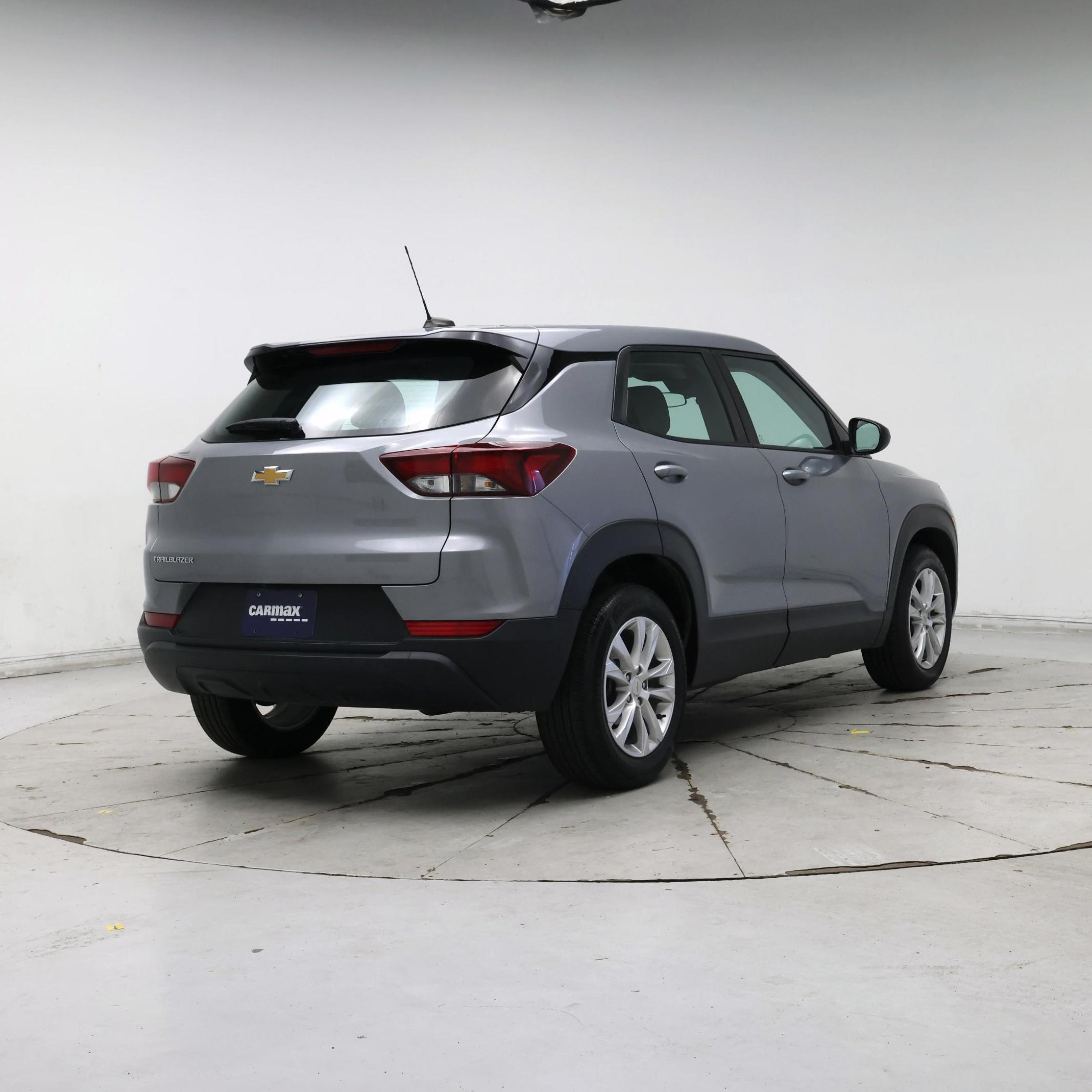 Thumbnail: 2023 Chevrolet TrailBlazer - 8