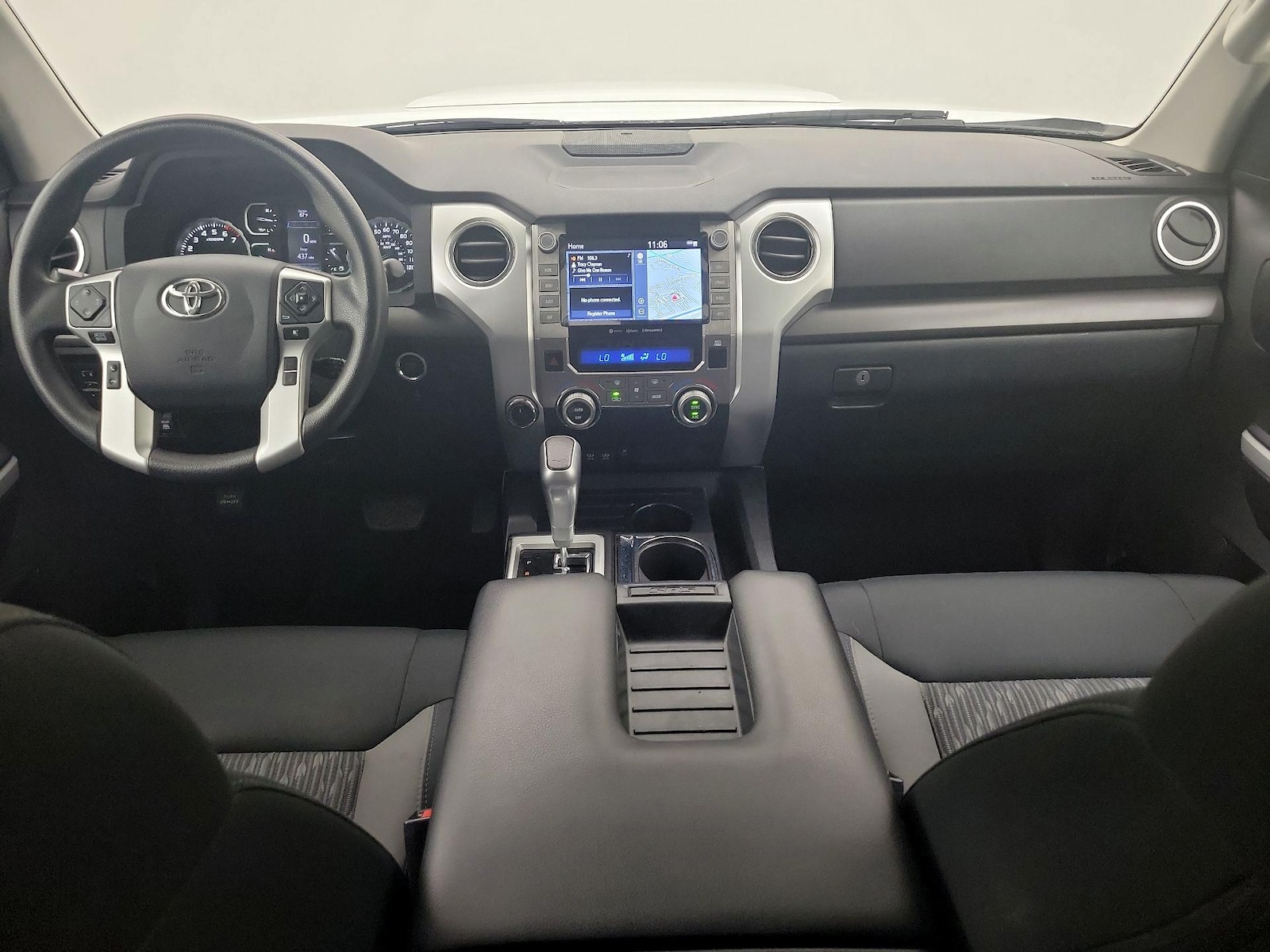 2020 Toyota Tundra SR5 - Photo 10