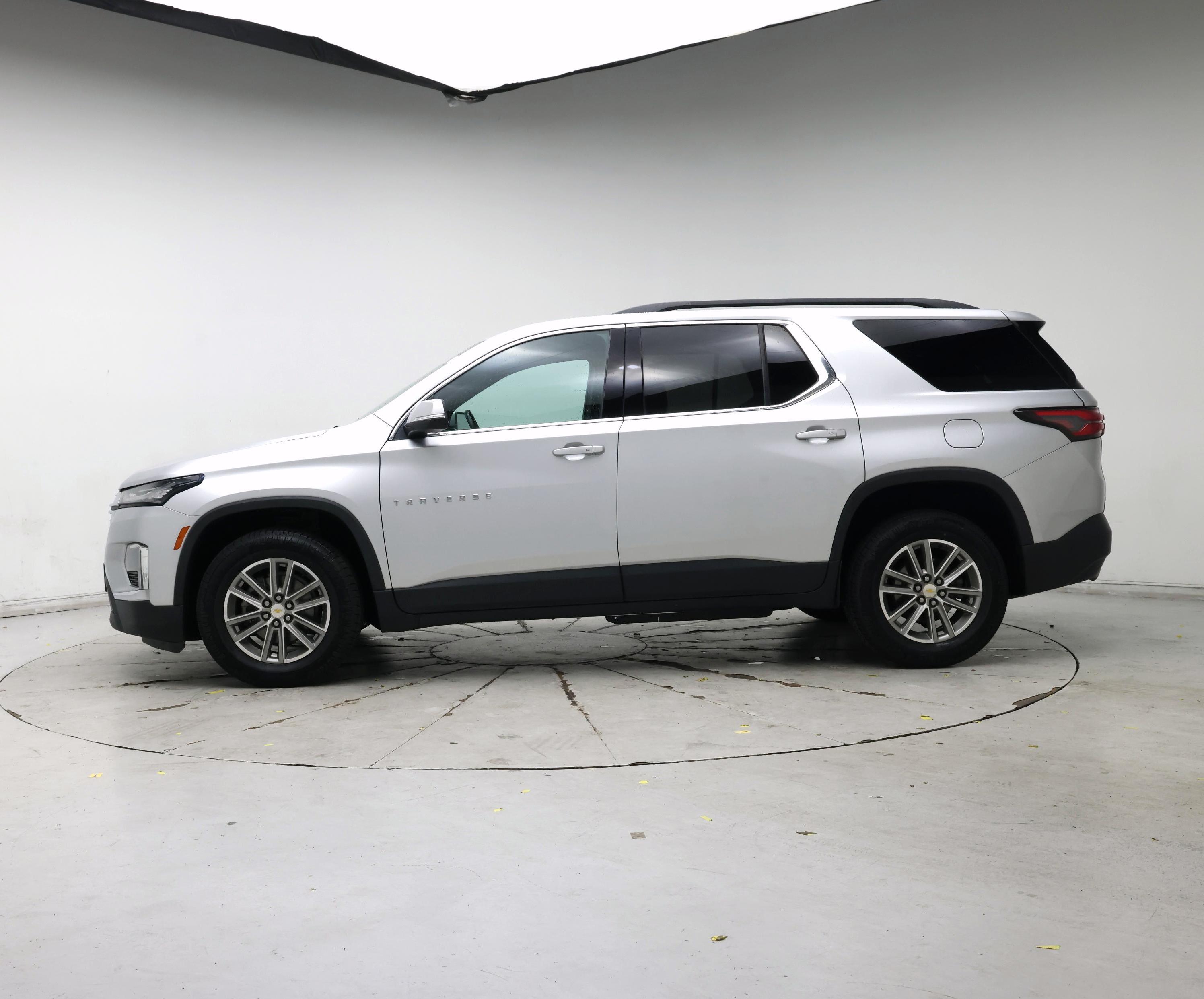 Thumbnail: 2022 Chevrolet Traverse - 3