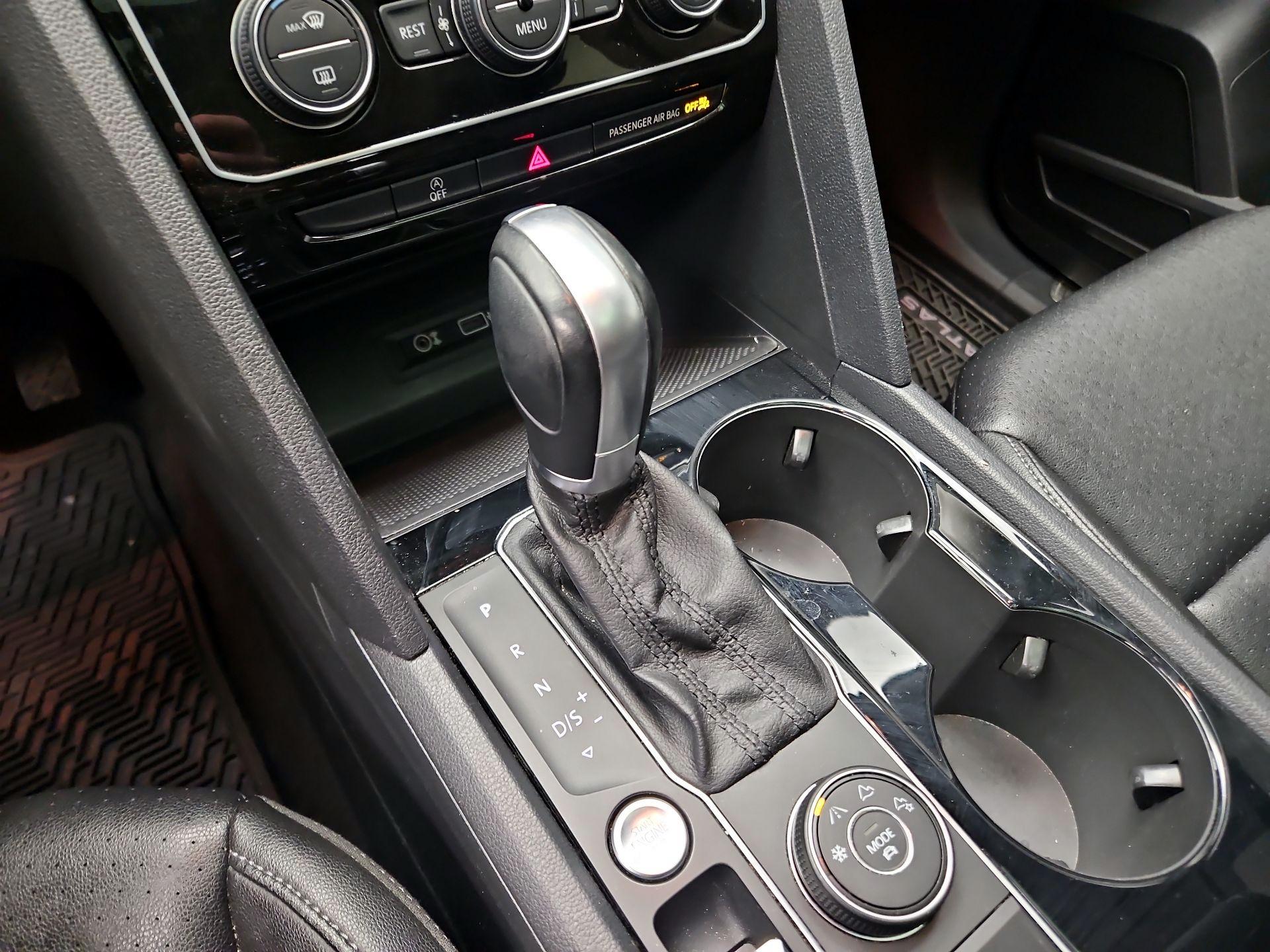 Thumbnail: 2018 Volkswagen Atlas - 15