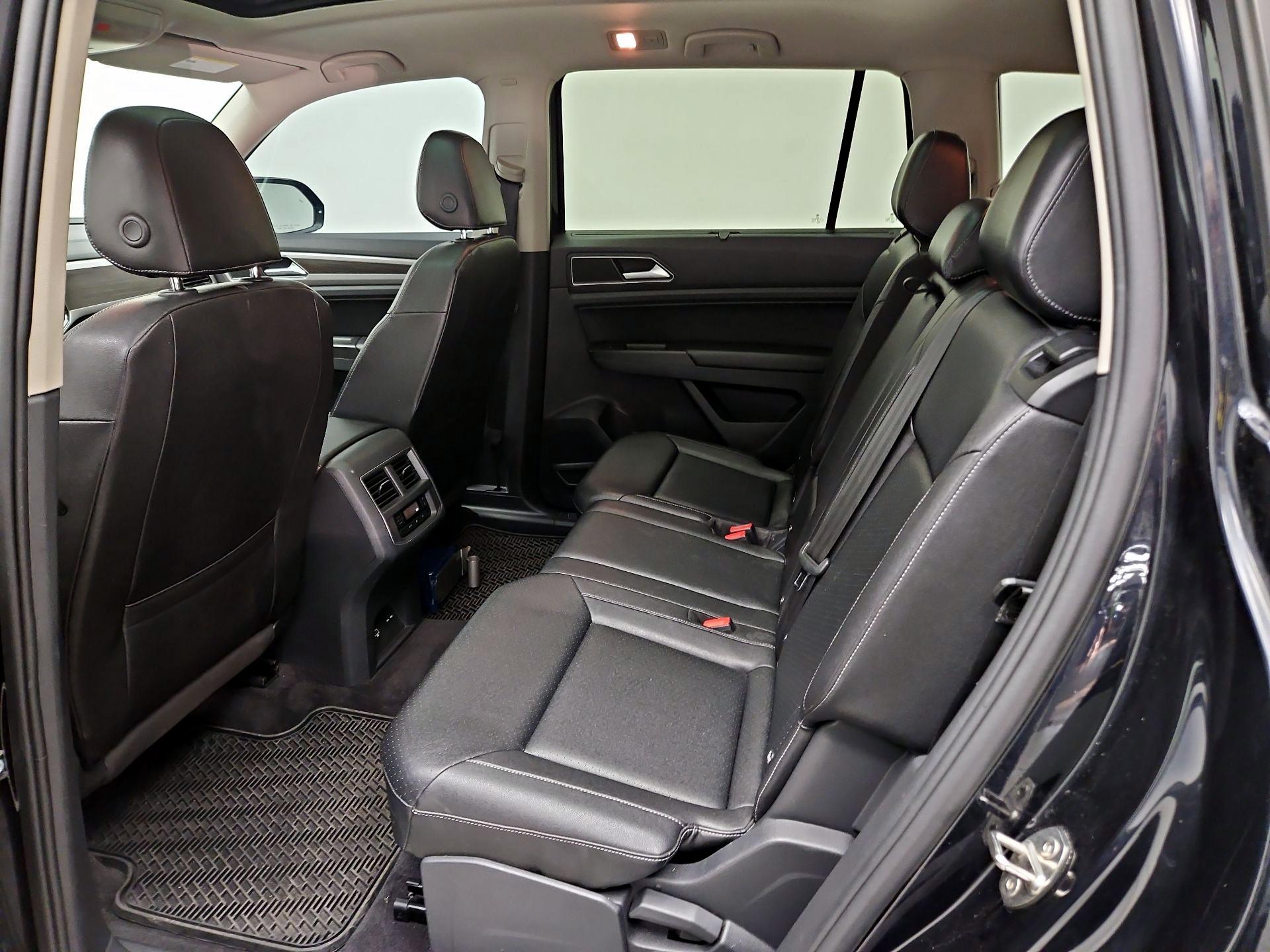 Thumbnail: 2018 Volkswagen Atlas - 18