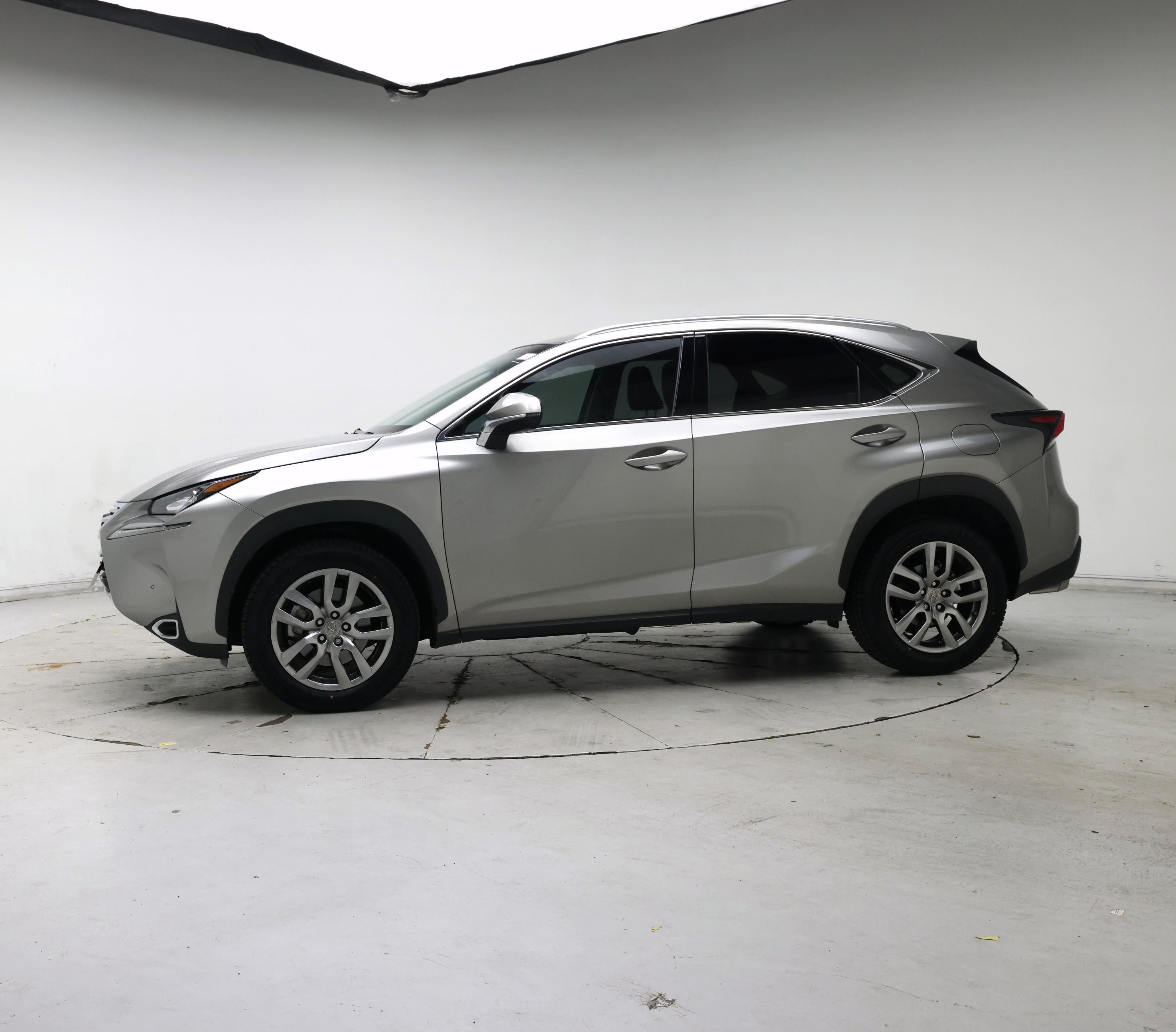 Thumbnail: 2016 Lexus NX - 3