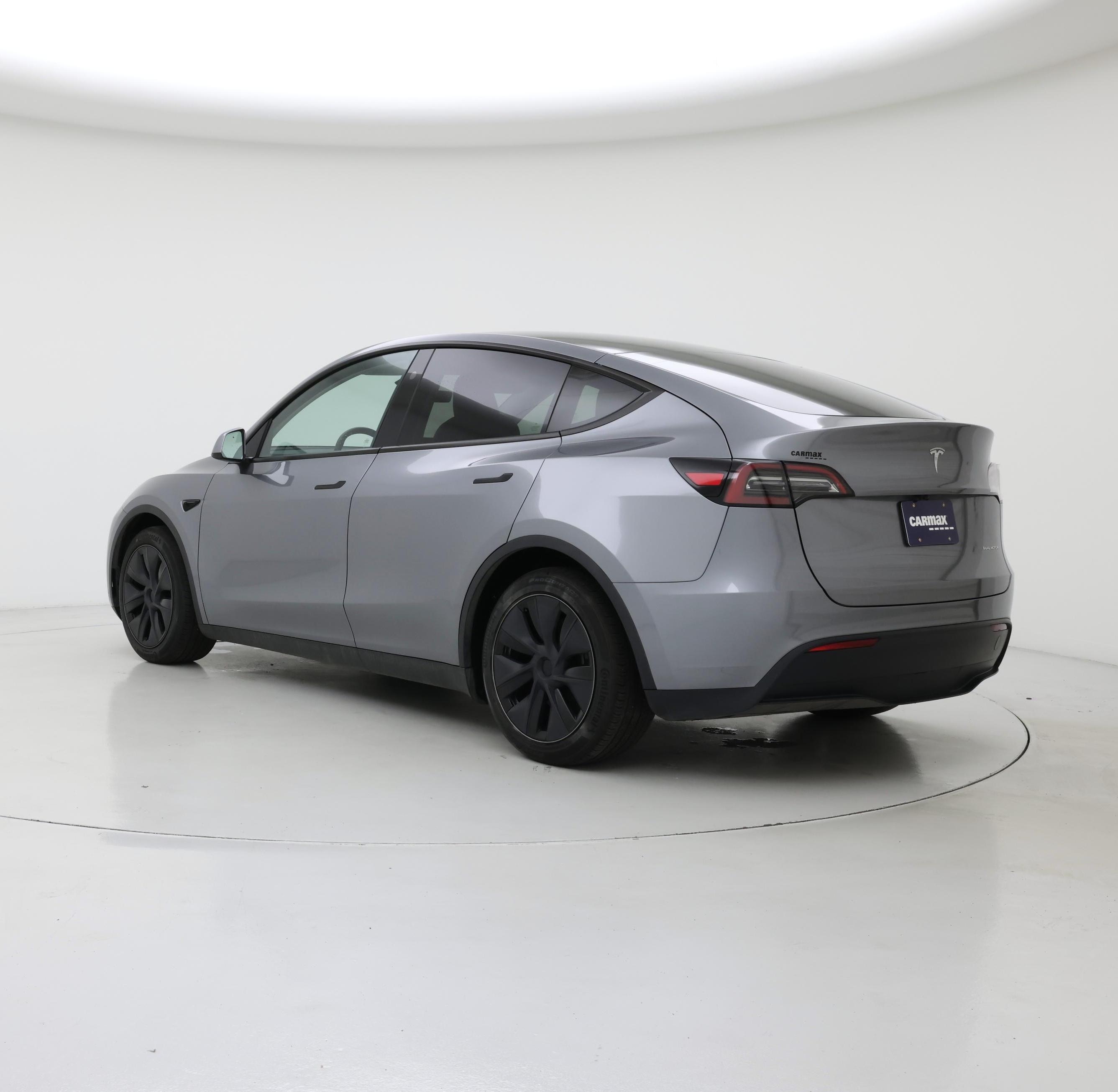 Thumbnail: 2025 Tesla Model Y - 2