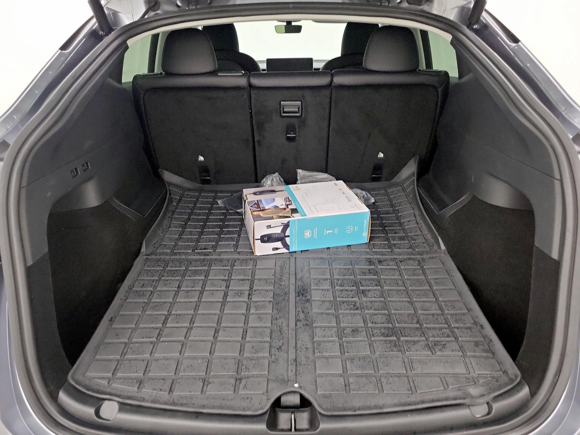 Thumbnail: 2025 Tesla Model Y - 19