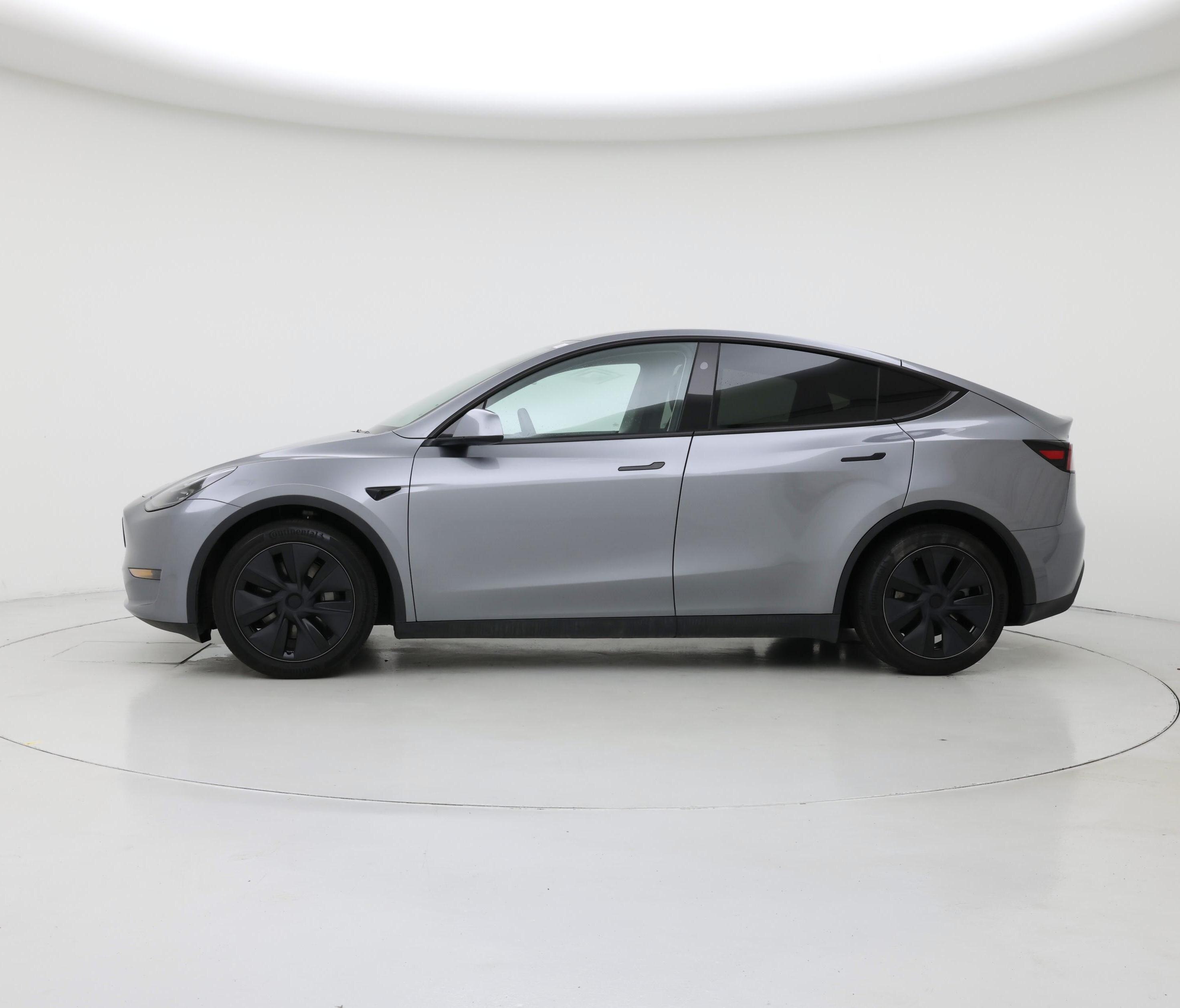 Thumbnail: 2025 Tesla Model Y - 3