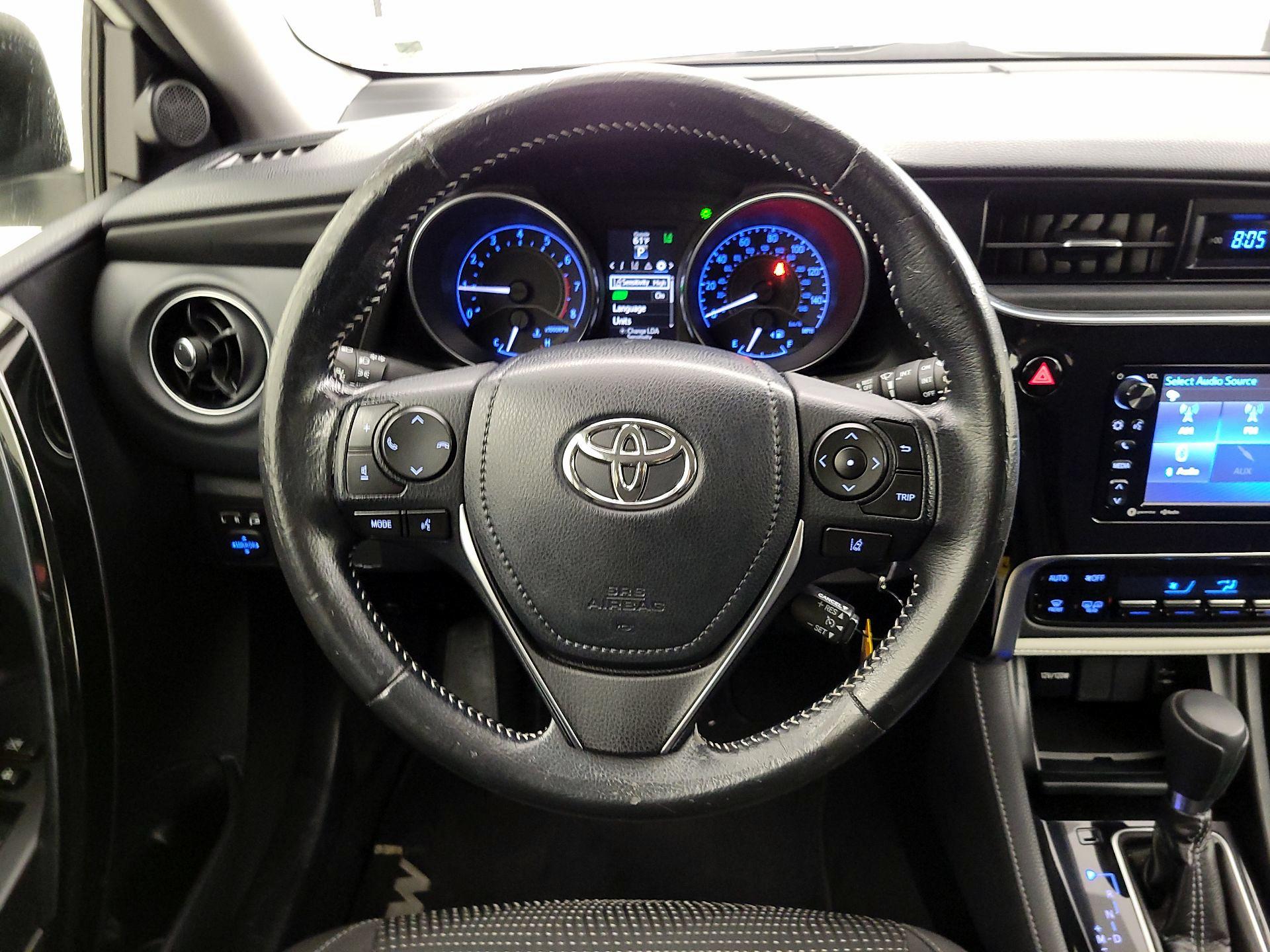 Thumbnail: 2017 Toyota Corolla iM - 10