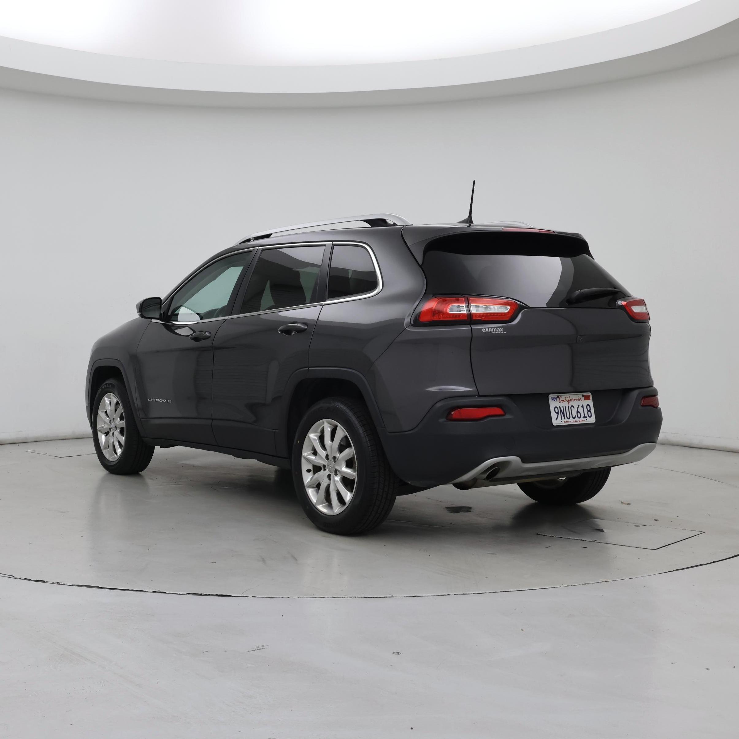 Thumbnail: 2017 Jeep Cherokee - 2