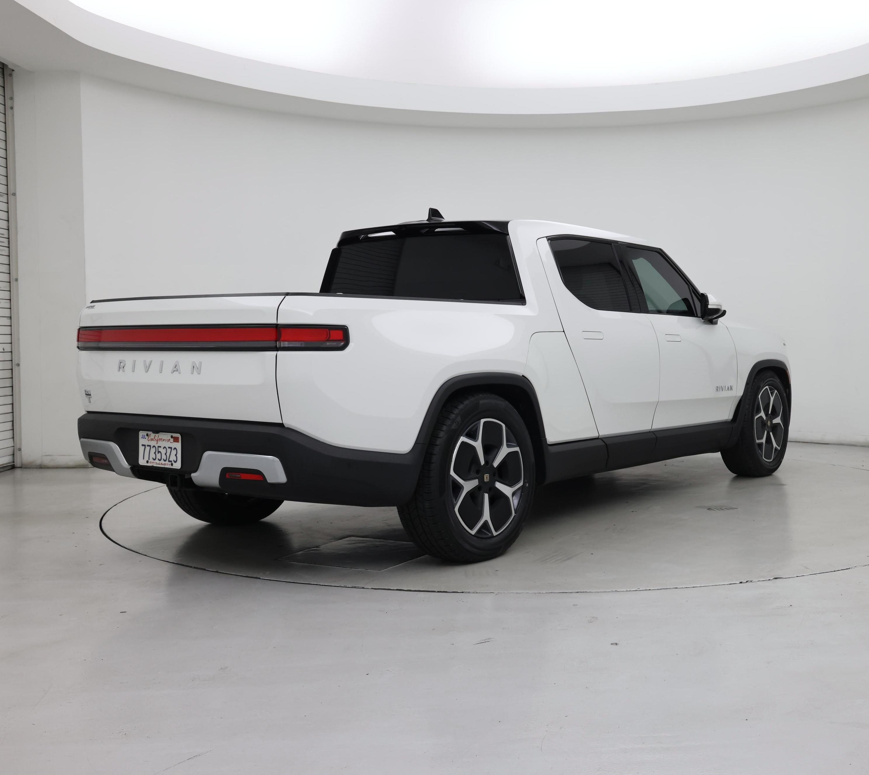 Thumbnail: 2023 Rivian R1T - 8