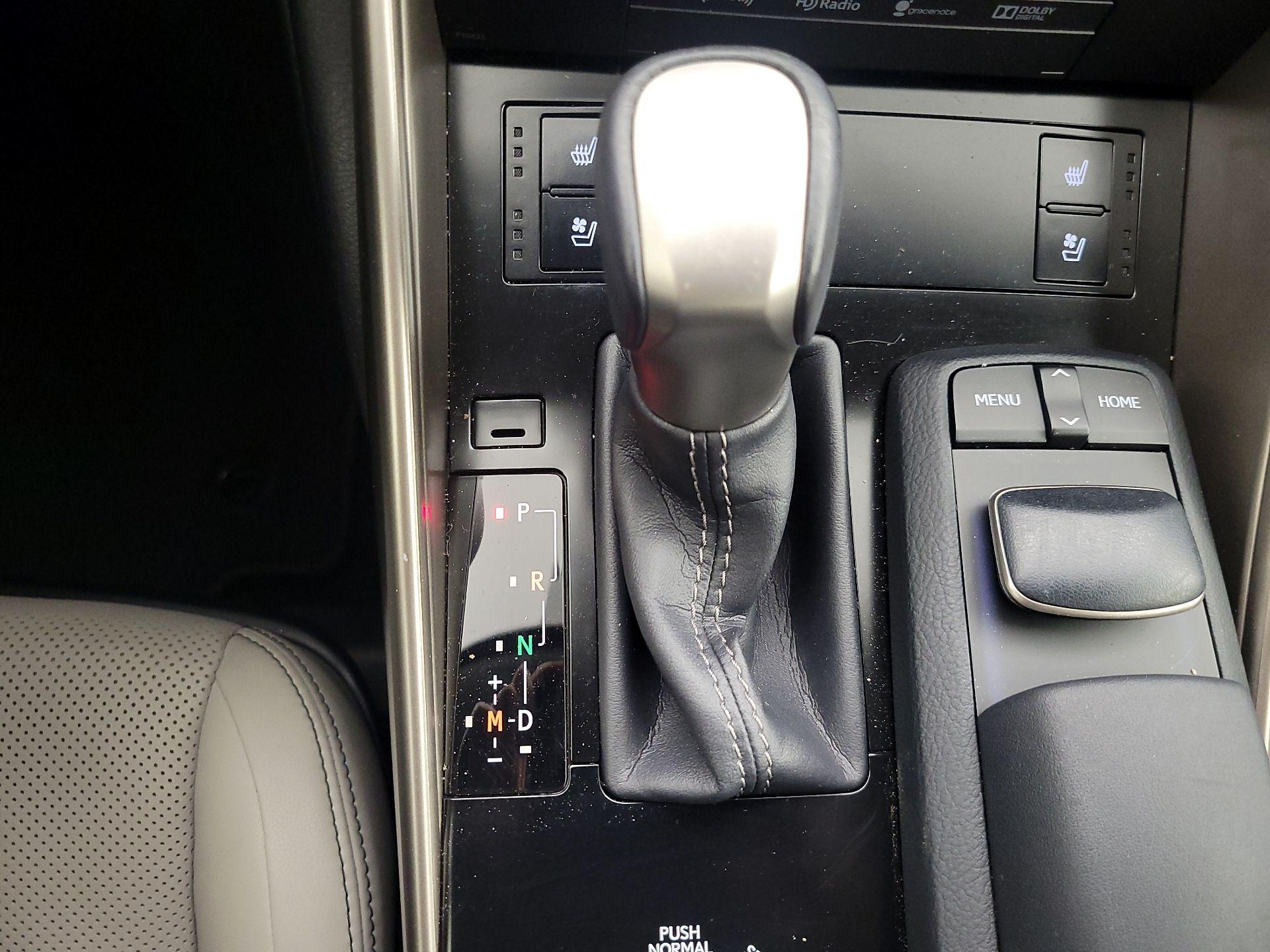 Thumbnail: 2014 Lexus IS - 18