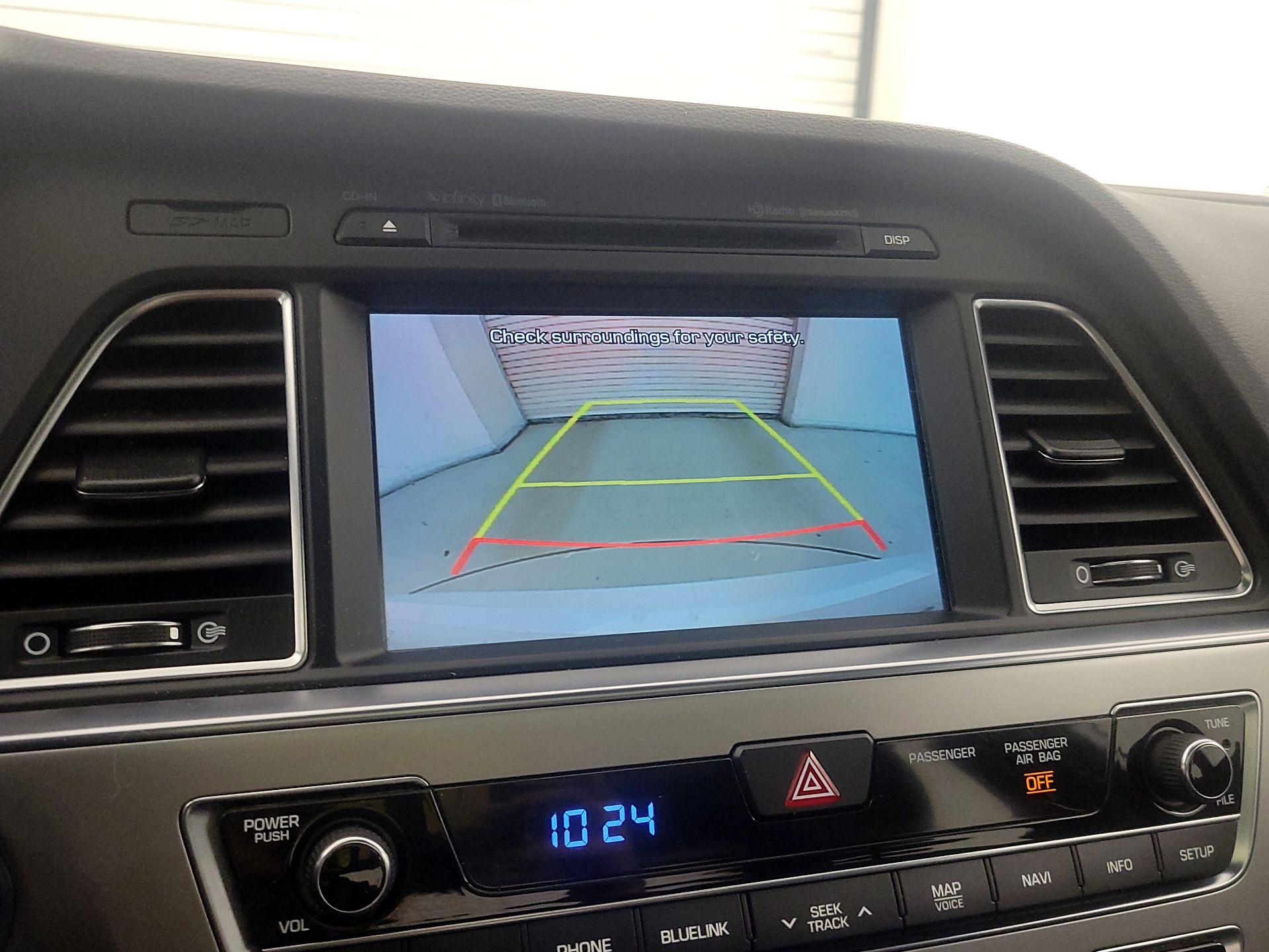 Thumbnail: 2015 Hyundai Sonata - 15