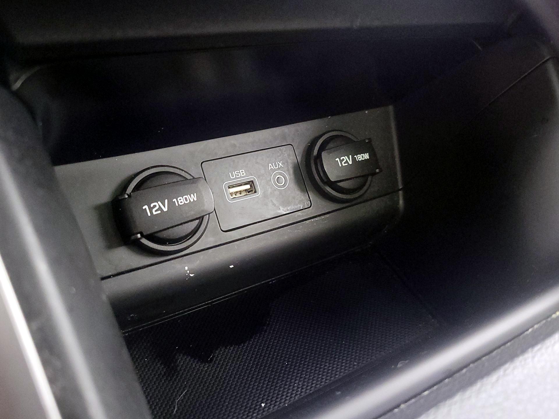 Thumbnail: 2015 Hyundai Sonata - 19