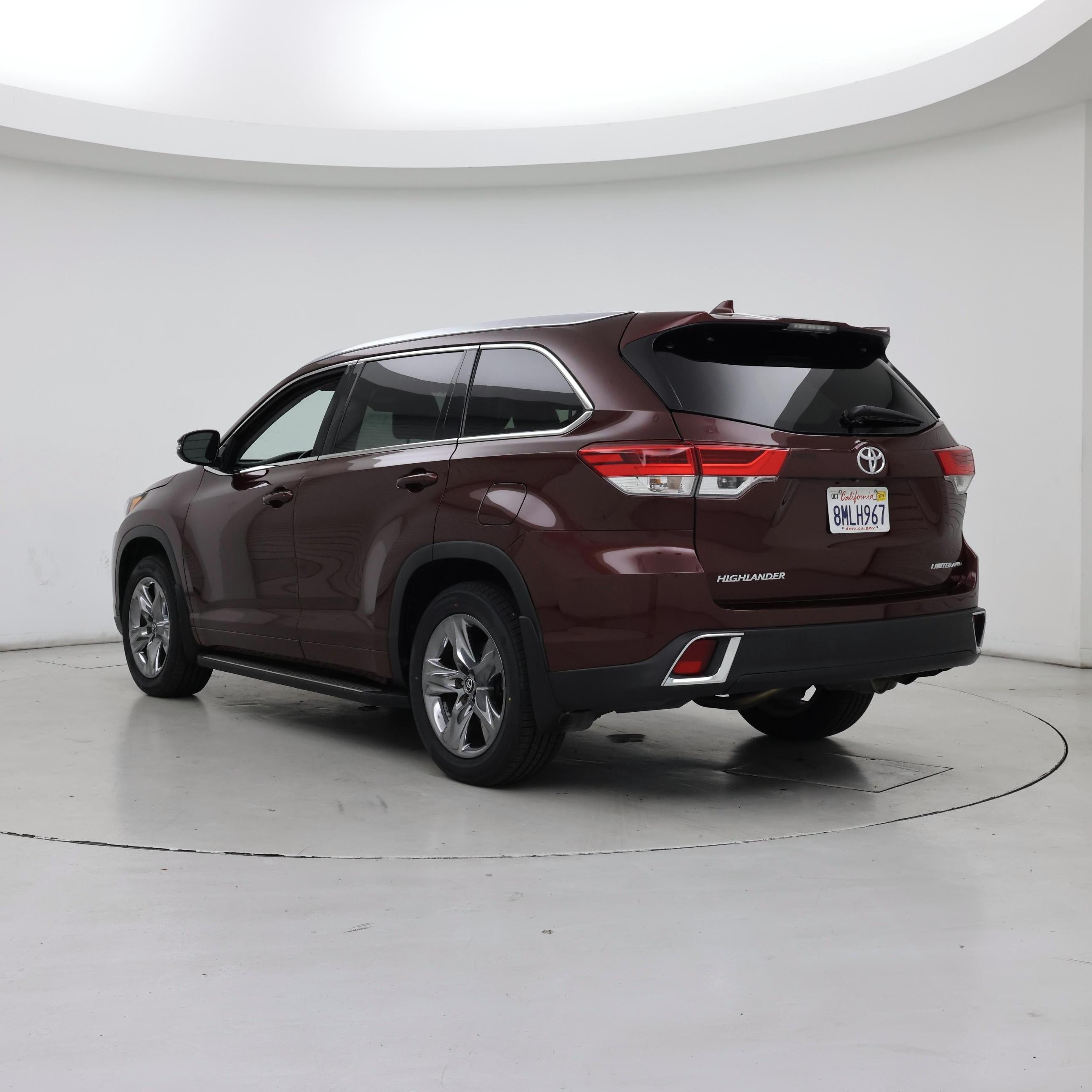 Thumbnail: 2019 Toyota Highlander - 2