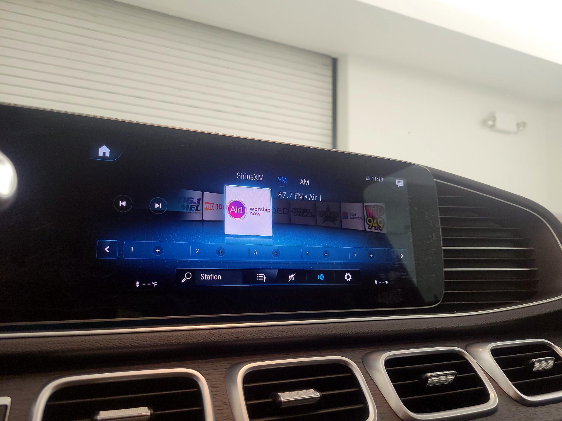 Thumbnail: 2022 Mercedes-Benz GLE - 16