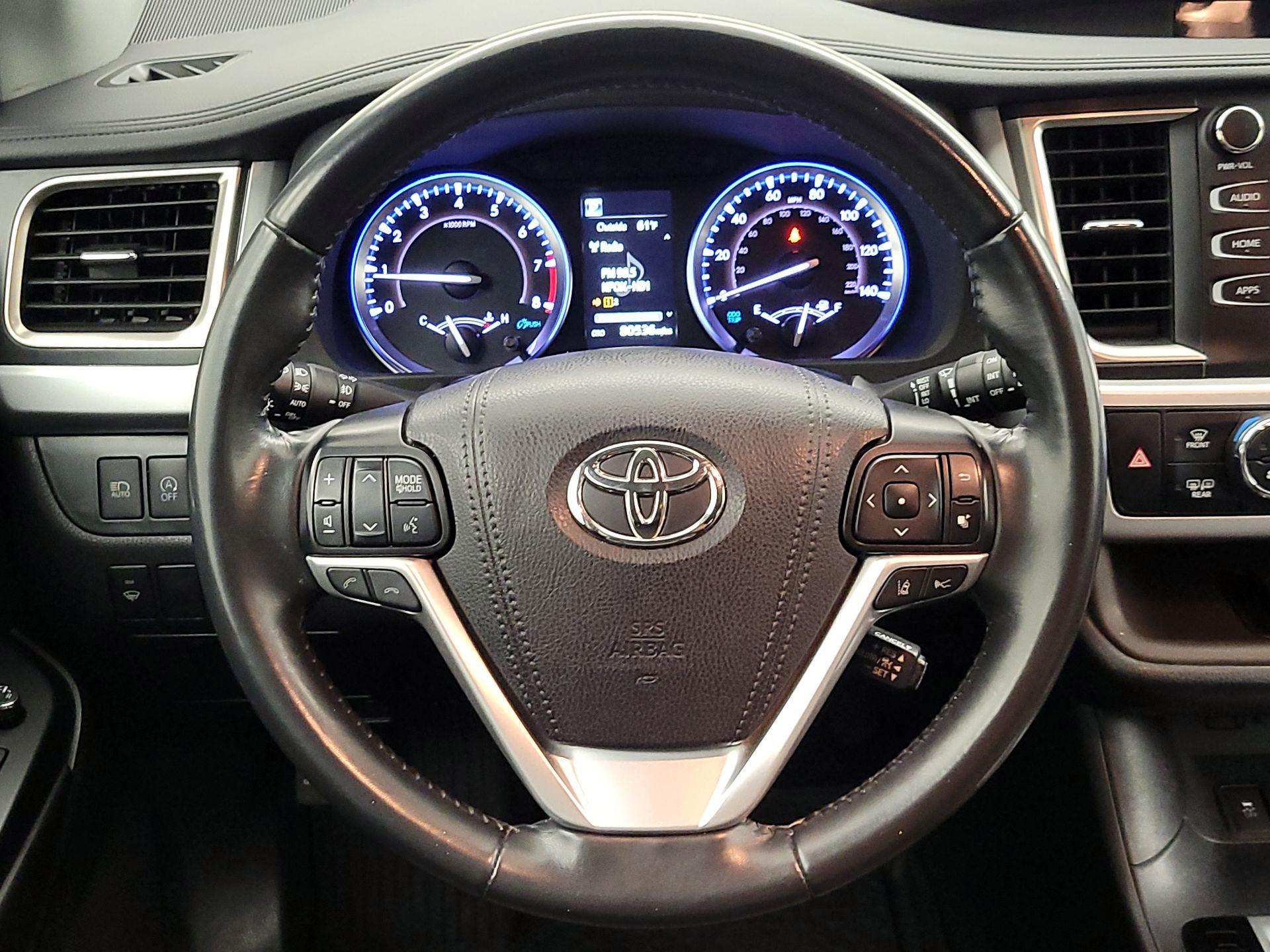 Thumbnail: 2019 Toyota Highlander - 10