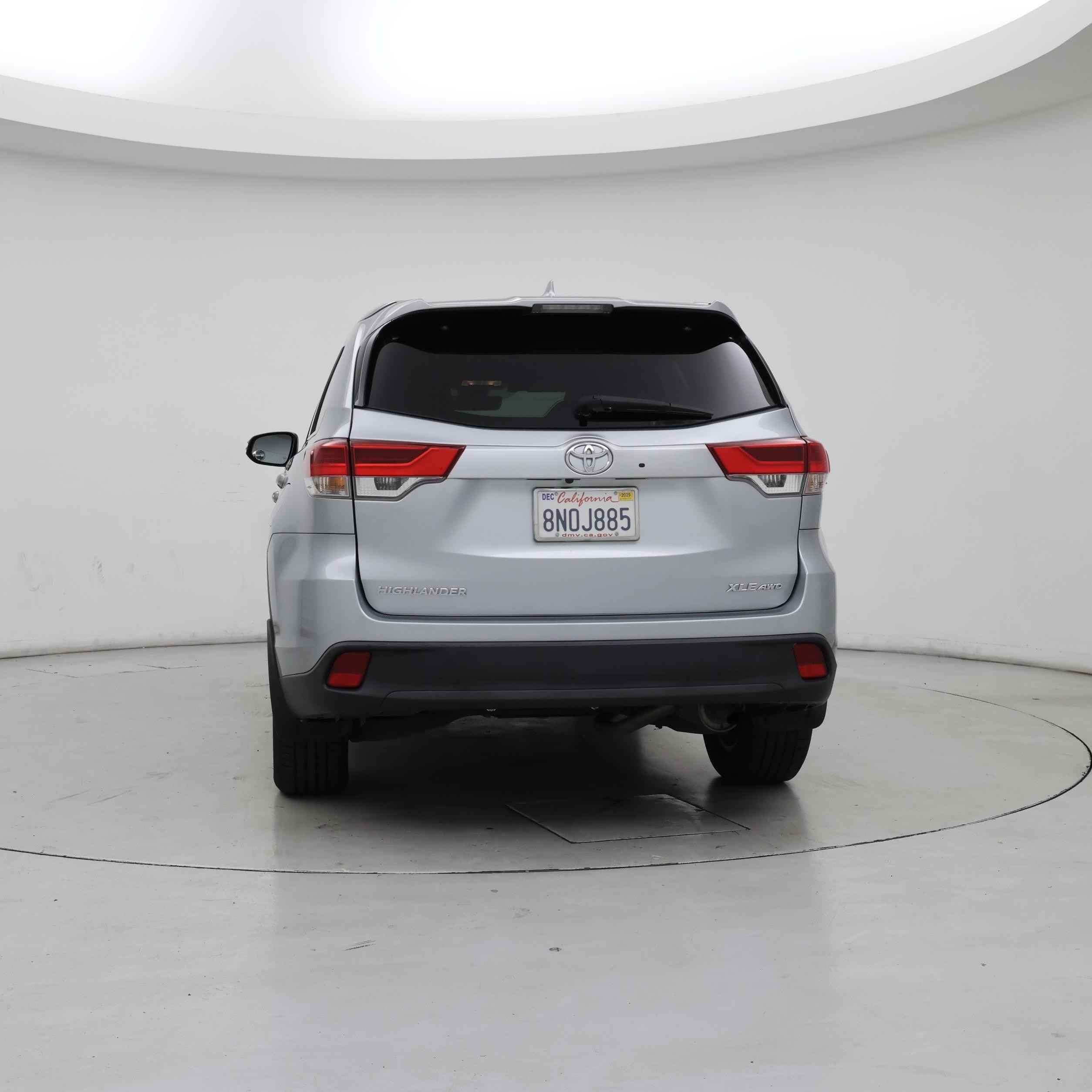 Thumbnail: 2019 Toyota Highlander - 6