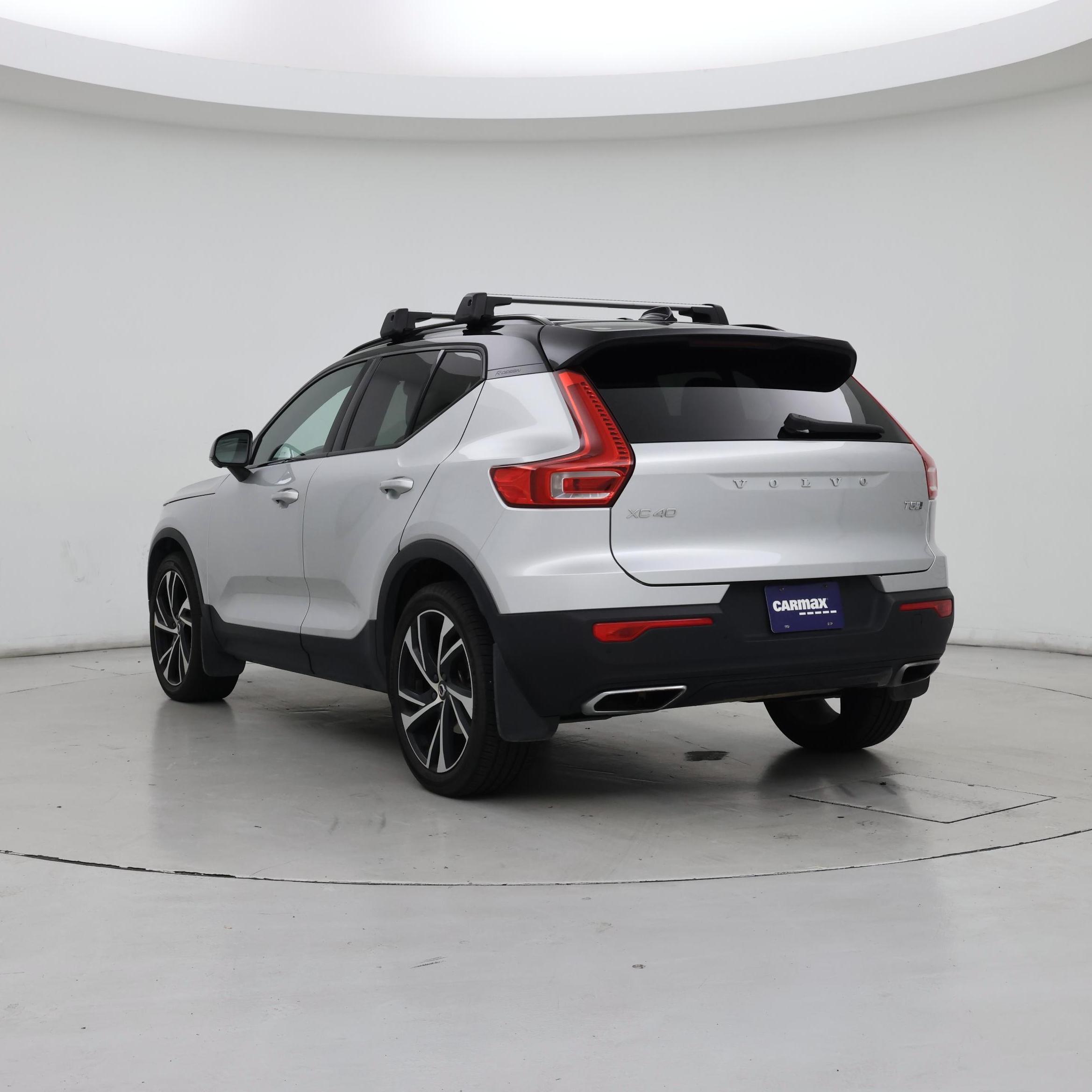 Thumbnail: 2019 Volvo XC40 - 2
