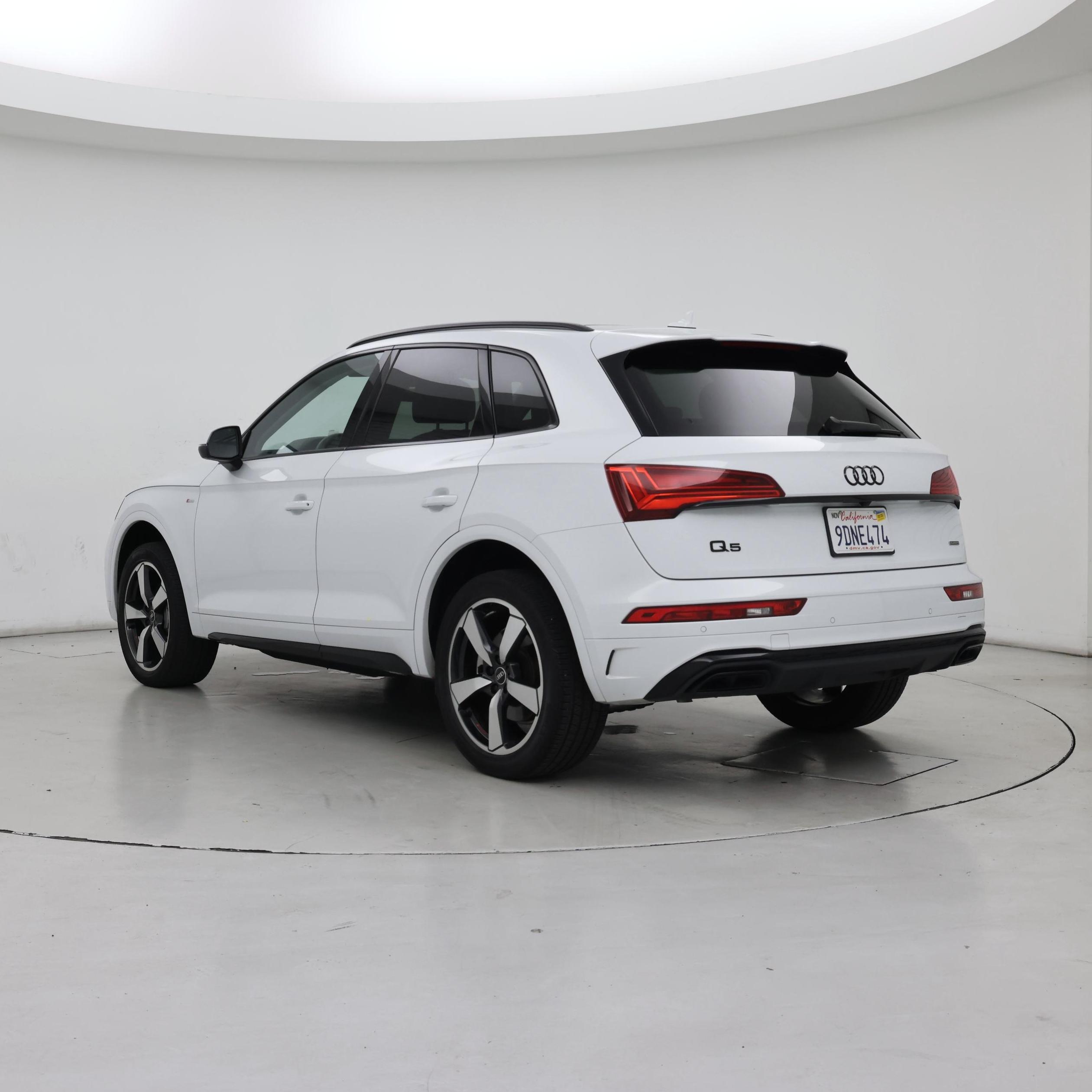Thumbnail: 2023 Audi Q5 - 2