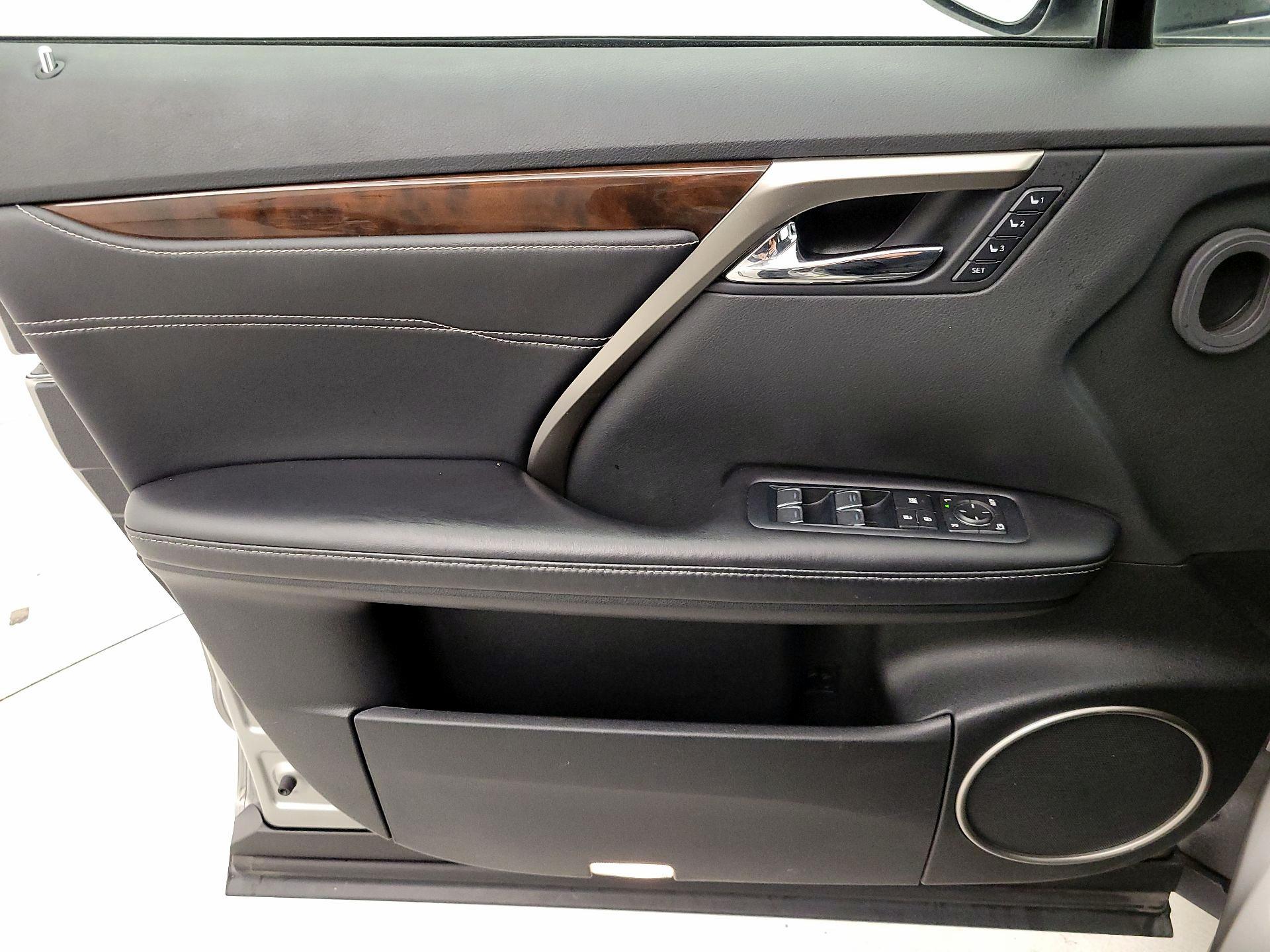 Thumbnail: 2017 Lexus RX - 12